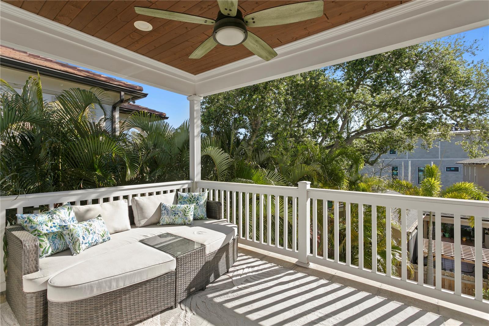 Image 40 of 87 For 12 Treasure Drive