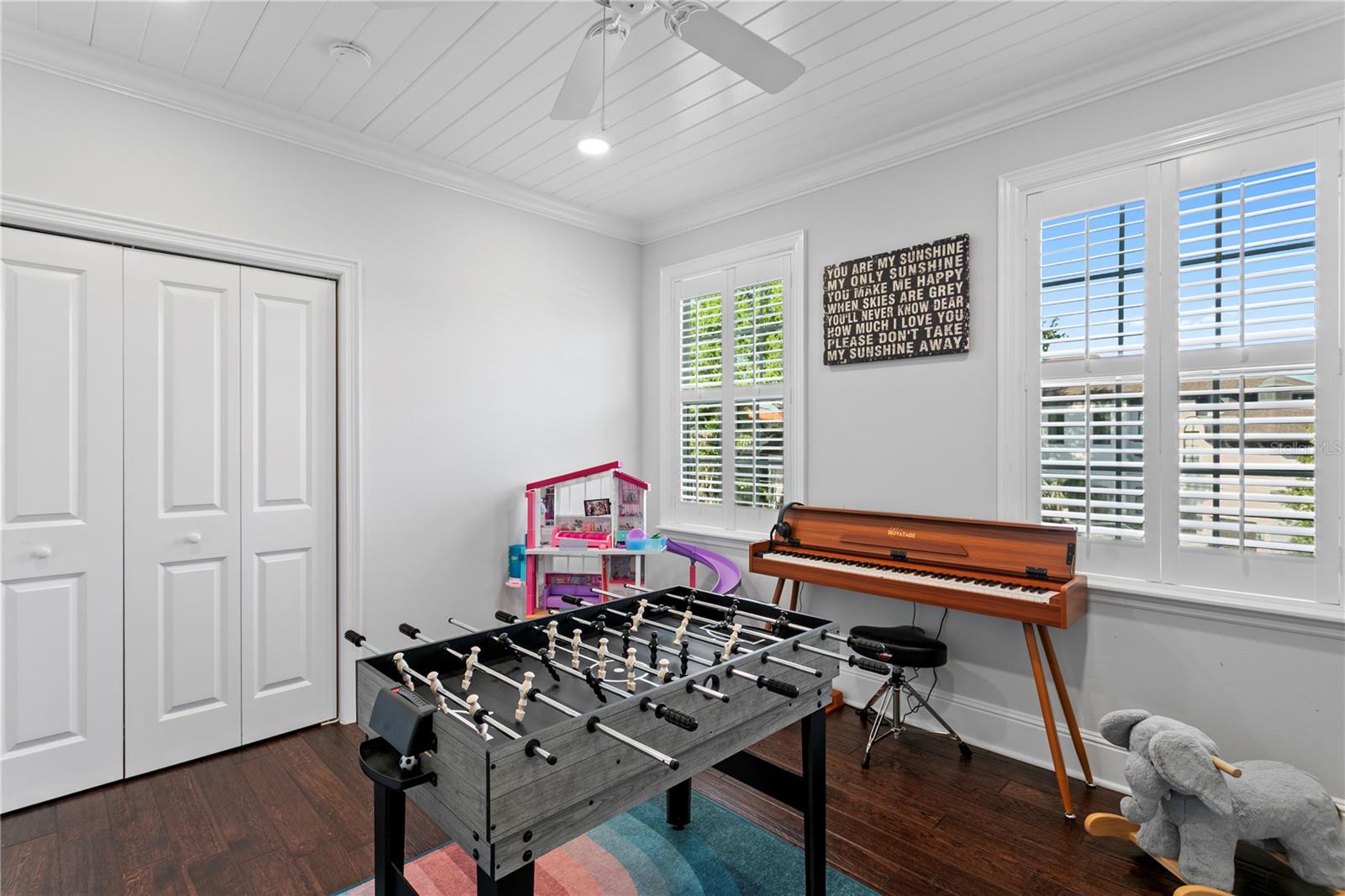 Image 50 of 87 For 12 Treasure Drive