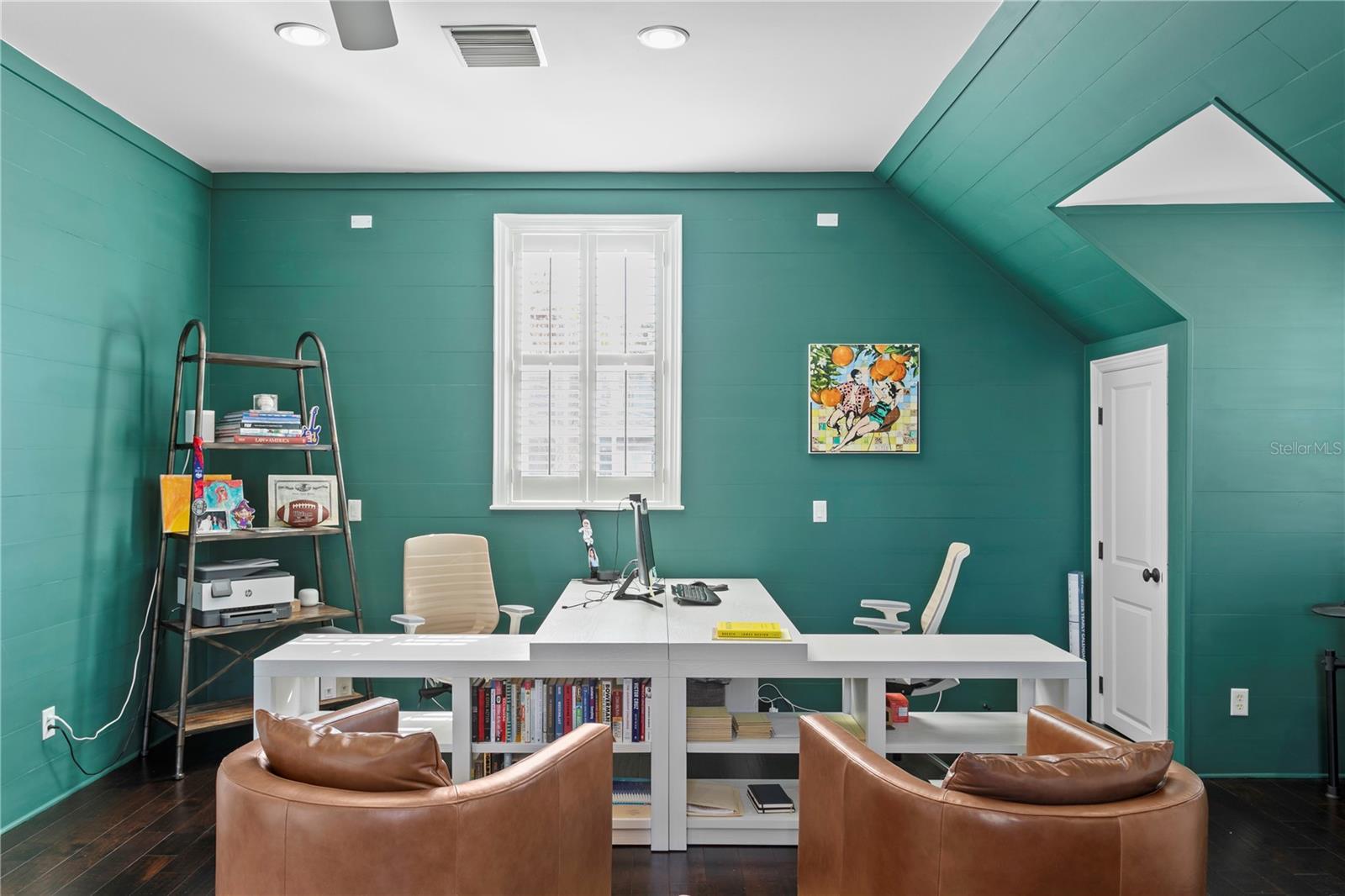 Image 52 of 87 For 12 Treasure Drive