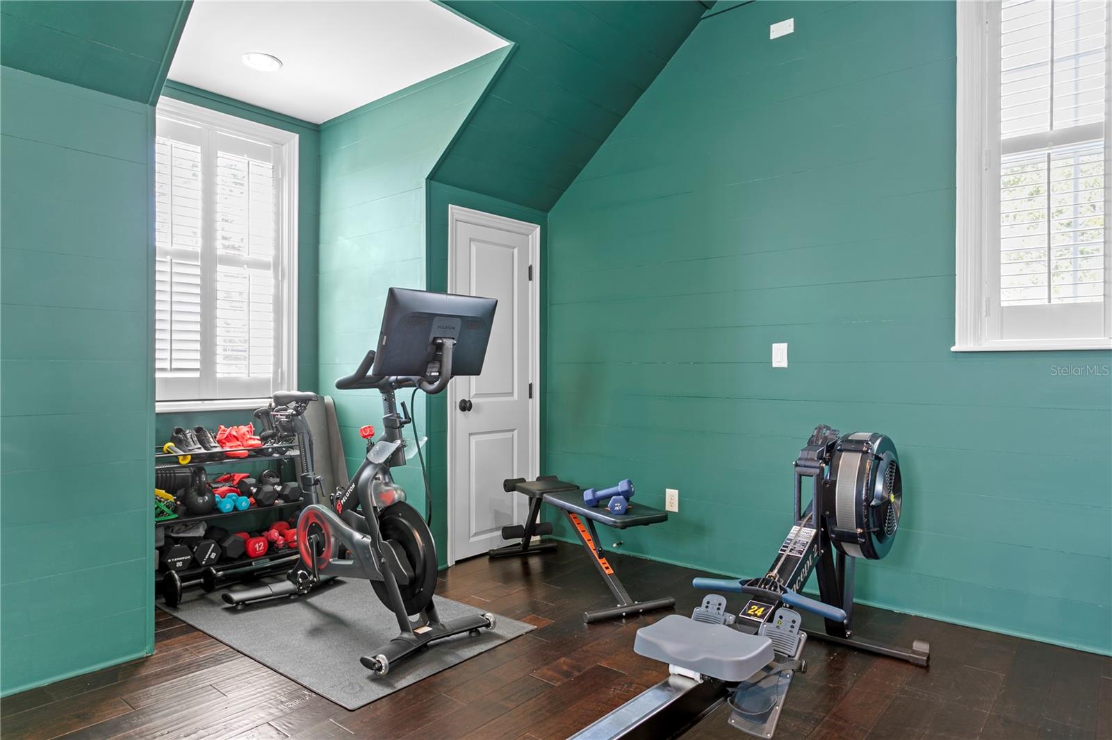 Image 56 of 87 For 12 Treasure Drive