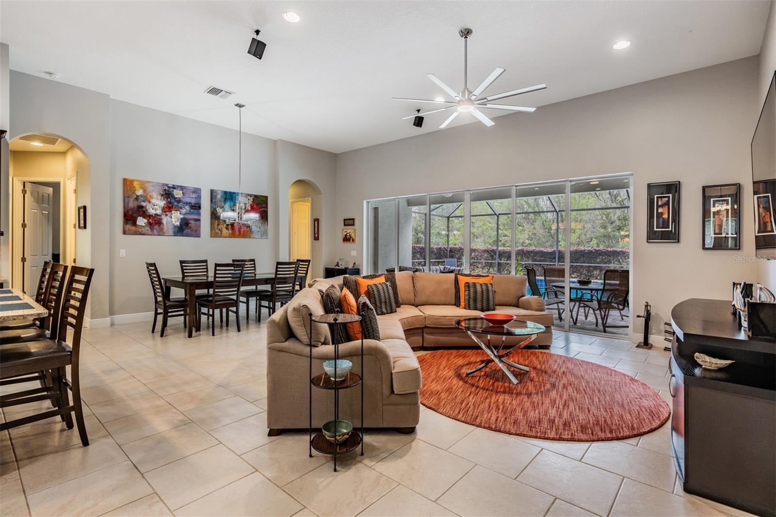 Image 11 of 69 For 19420 Autumn Chase Court