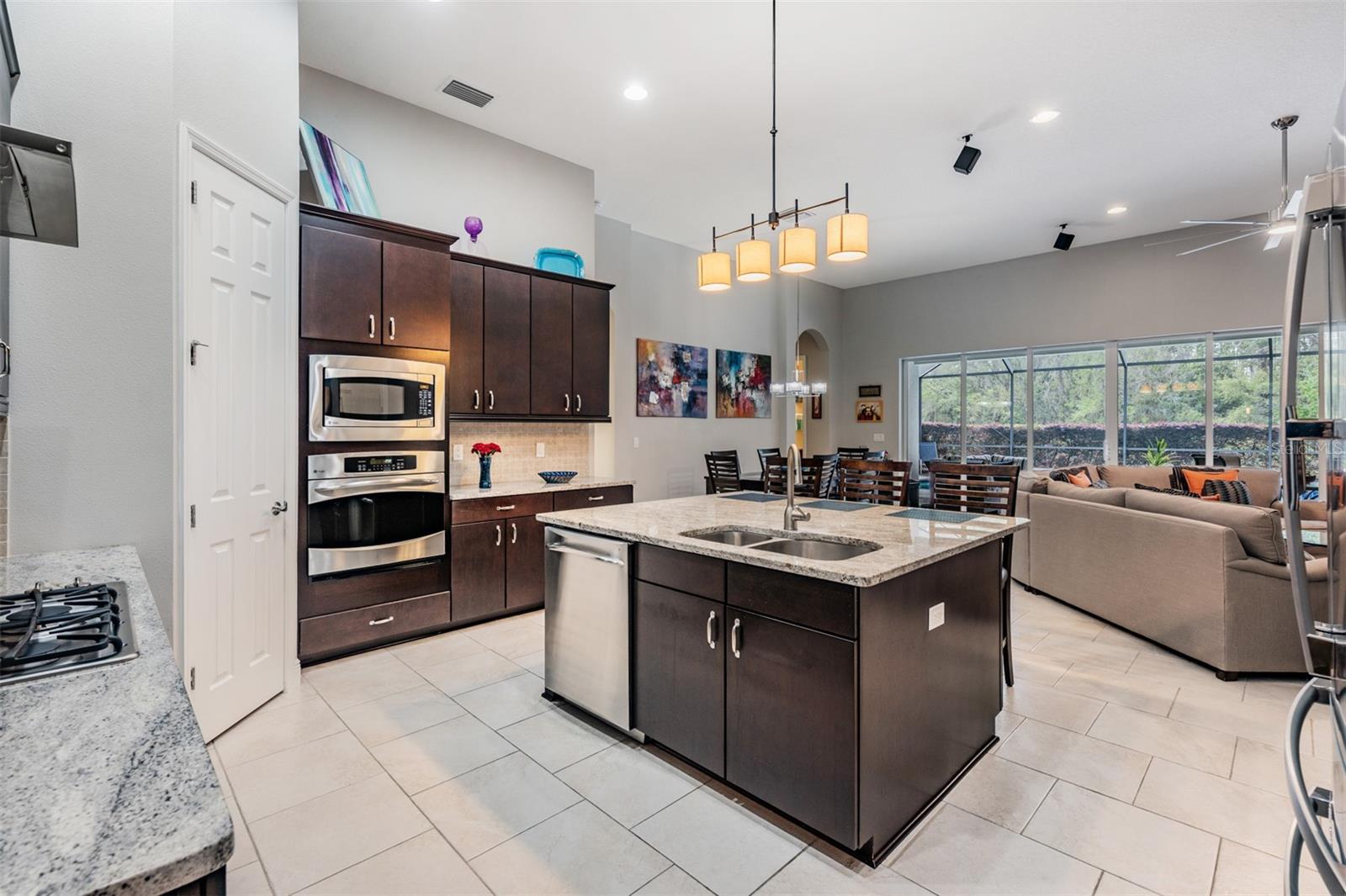 Image 20 of 69 For 19420 Autumn Chase Court