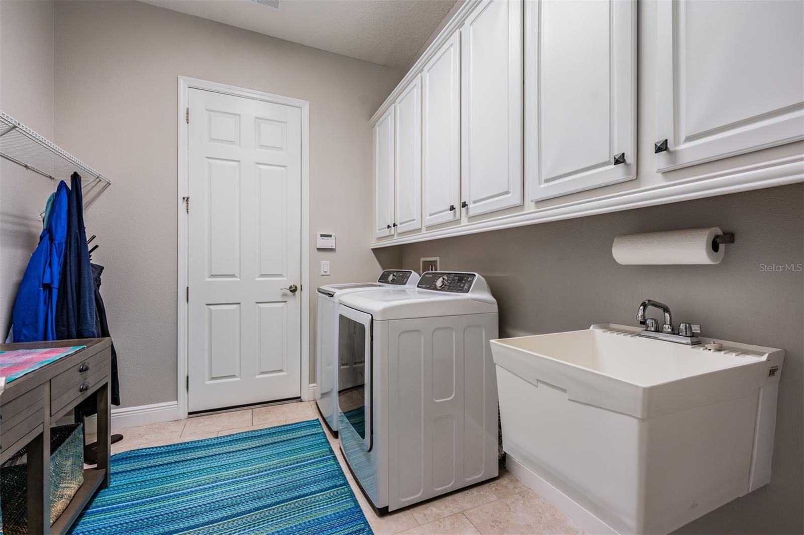 Image 35 of 69 For 19420 Autumn Chase Court