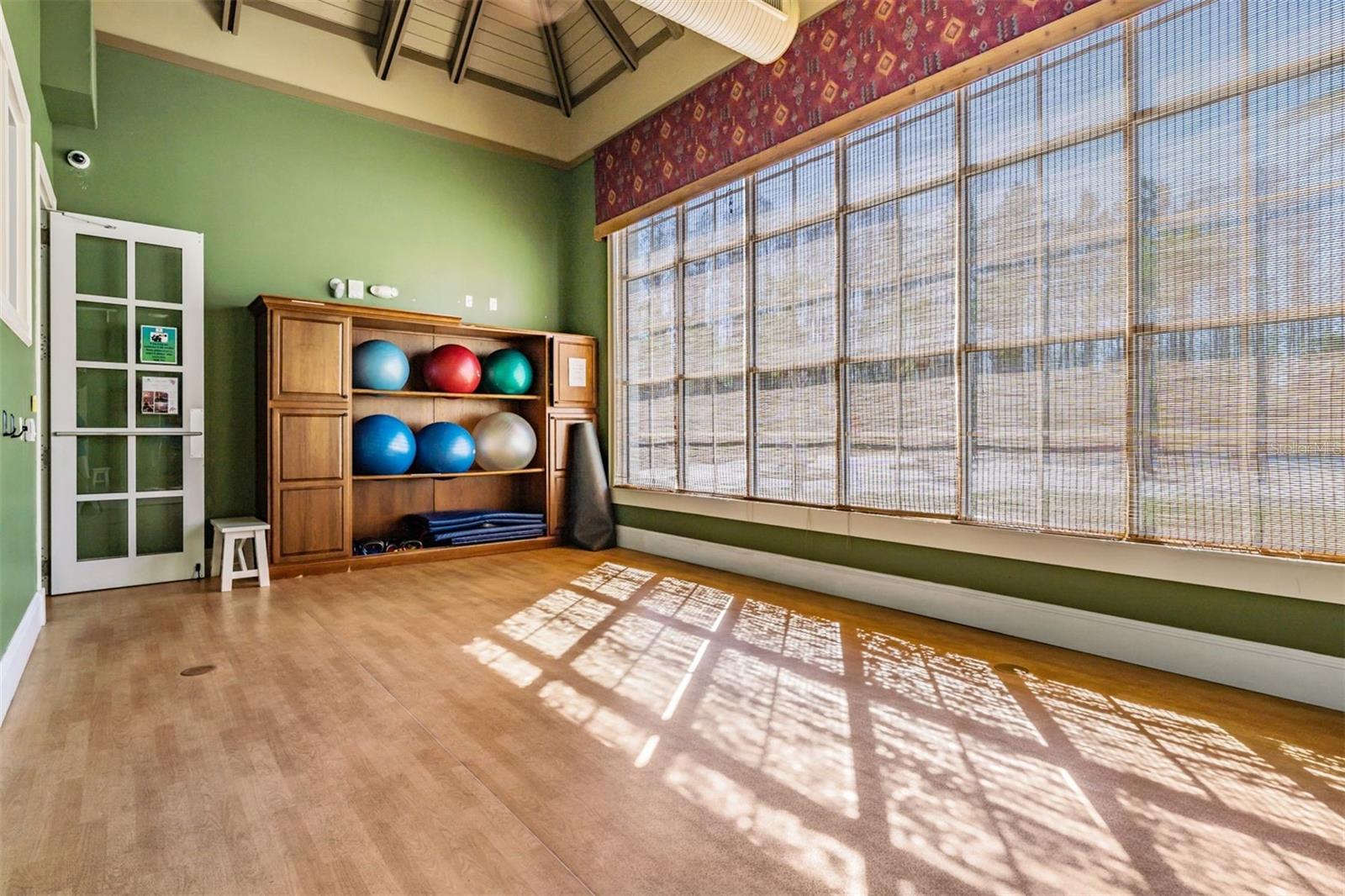 Image 68 of 69 For 19420 Autumn Chase Court