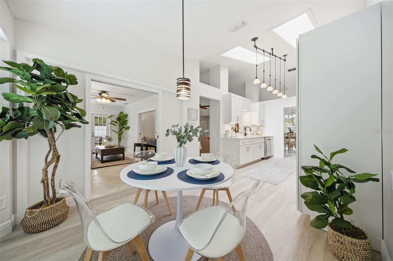 Image 2 of 62 For 465 Holly Hill Road