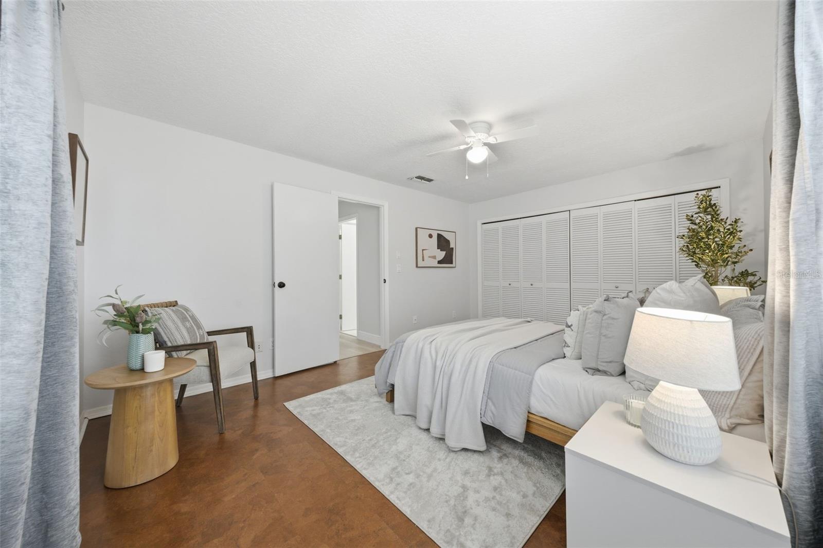 Image 24 of 62 For 465 Holly Hill Road