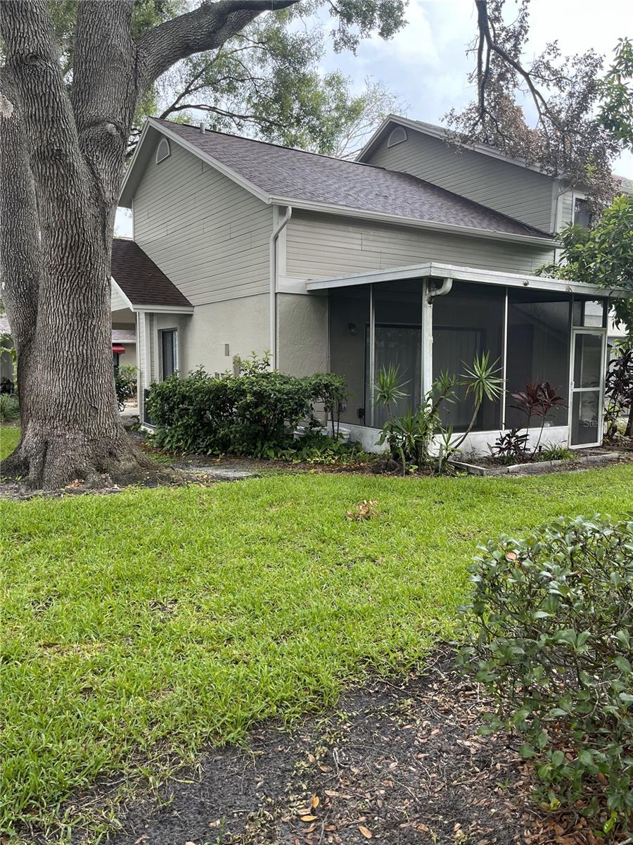 Image 2 of 16 For 8433 Laurelon Place