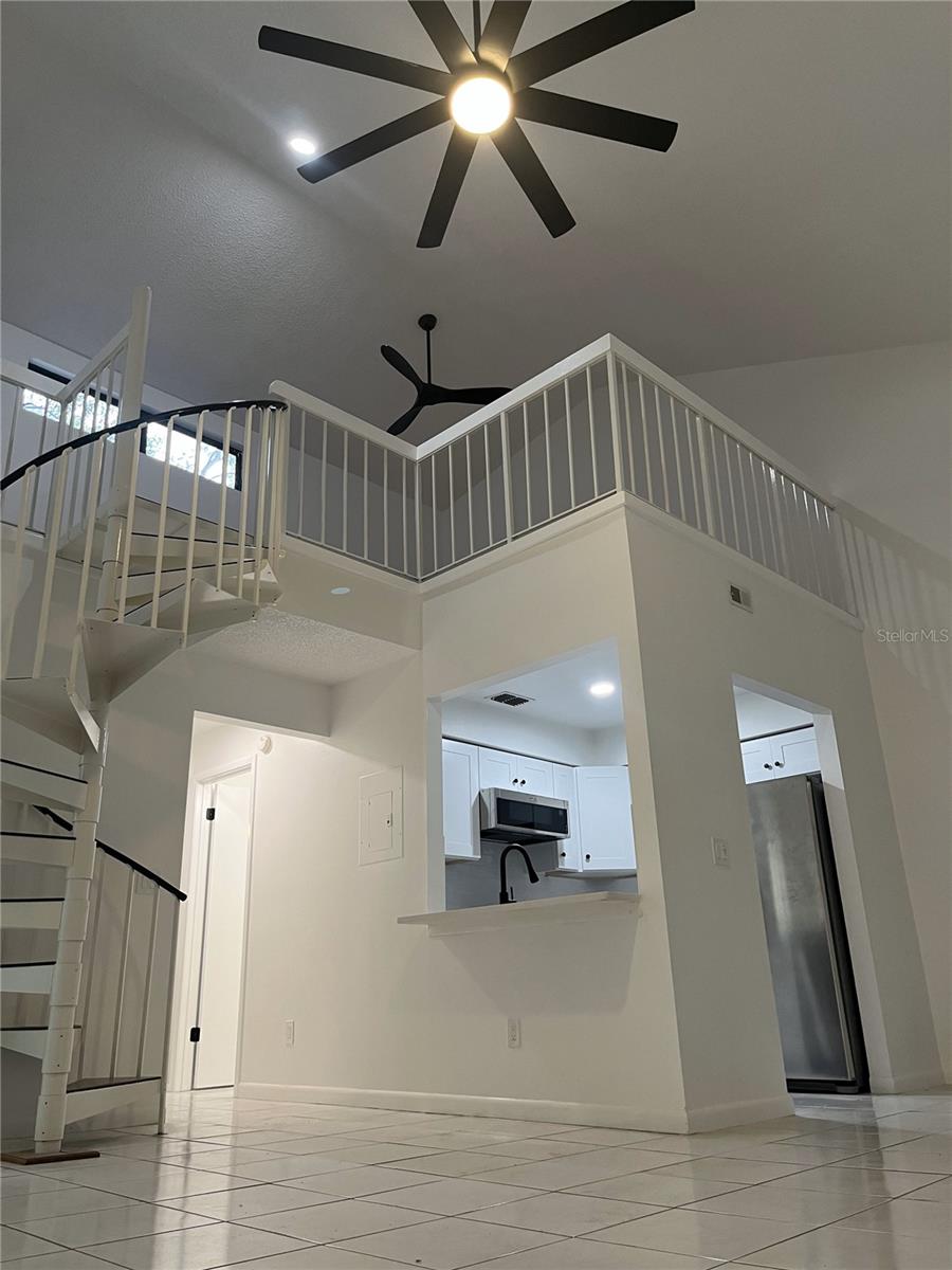 Image 7 of 16 For 8433 Laurelon Place