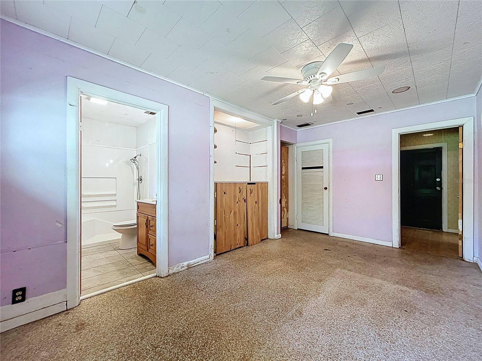 Image 35 of 60 For 17902 Burnside Road