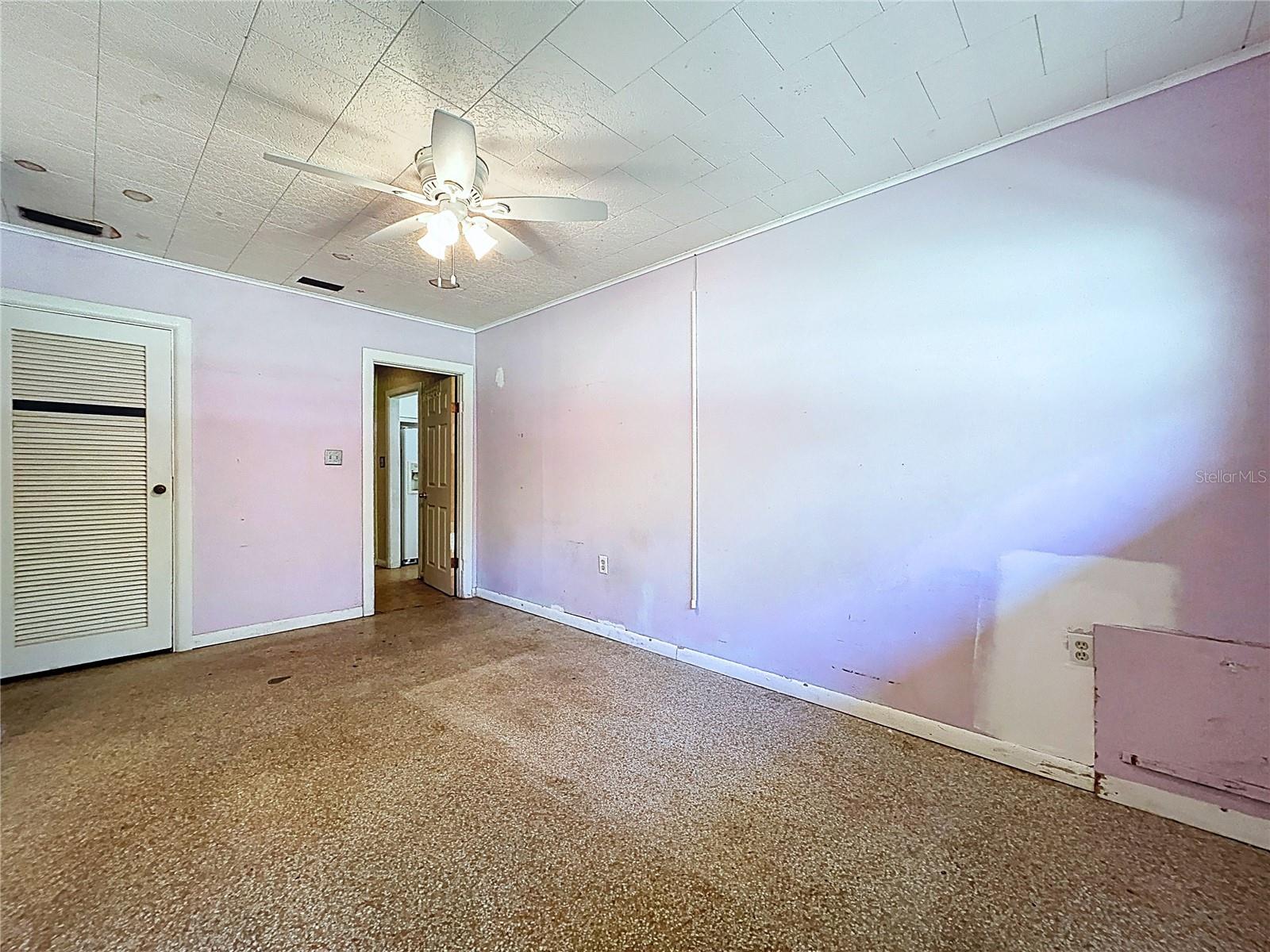 Image 36 of 60 For 17902 Burnside Road