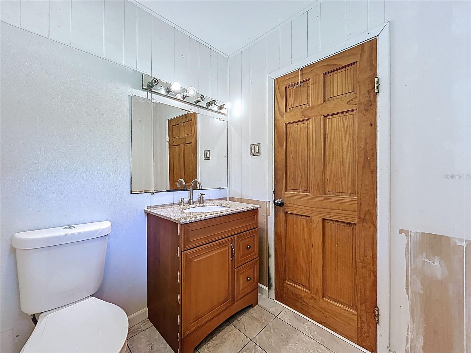 Image 39 of 60 For 17902 Burnside Road