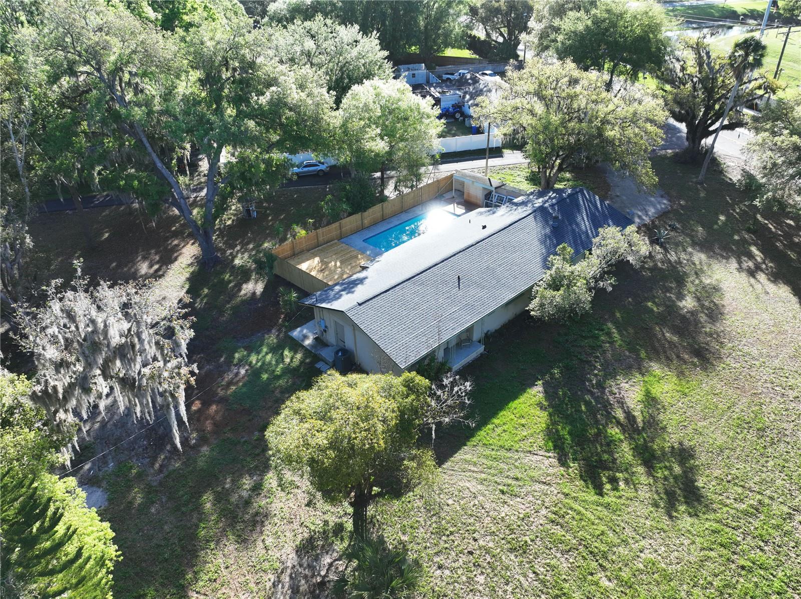 Image 53 of 60 For 17902 Burnside Road