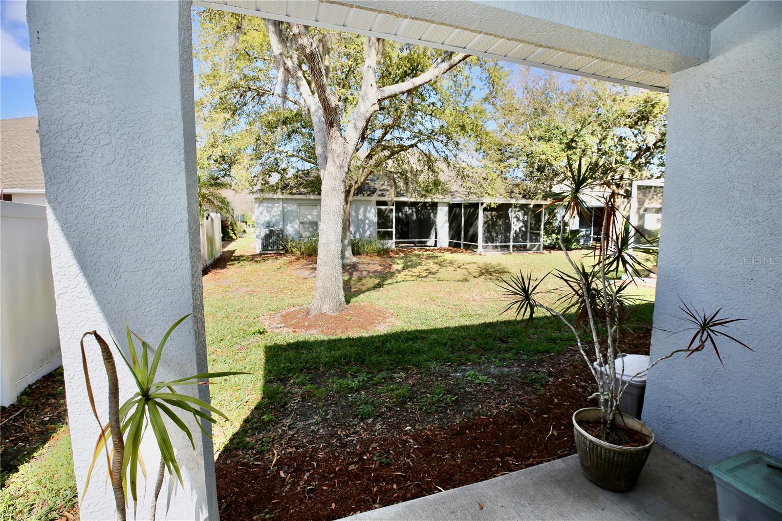 Image 34 of 38 For 2753 Tanglewylde Drive