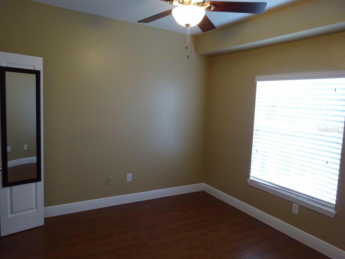 Image 23 of 38 For 1810 Palm Avenue 2302