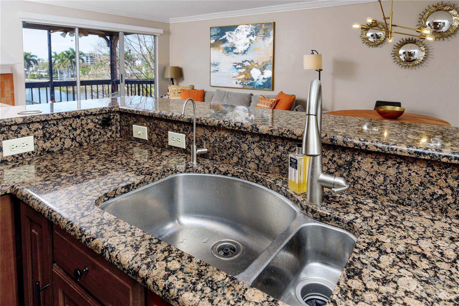 Image 11 of 51 For 2400 Feather Sound Drive 1236