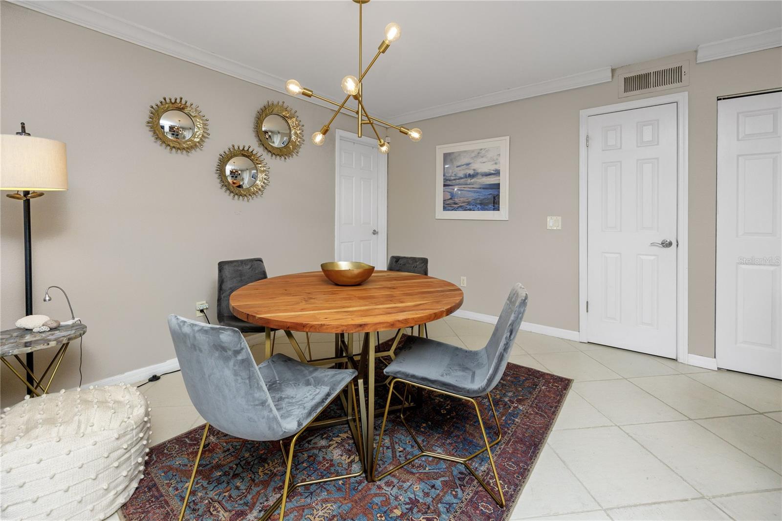 Image 12 of 51 For 2400 Feather Sound Drive 1236