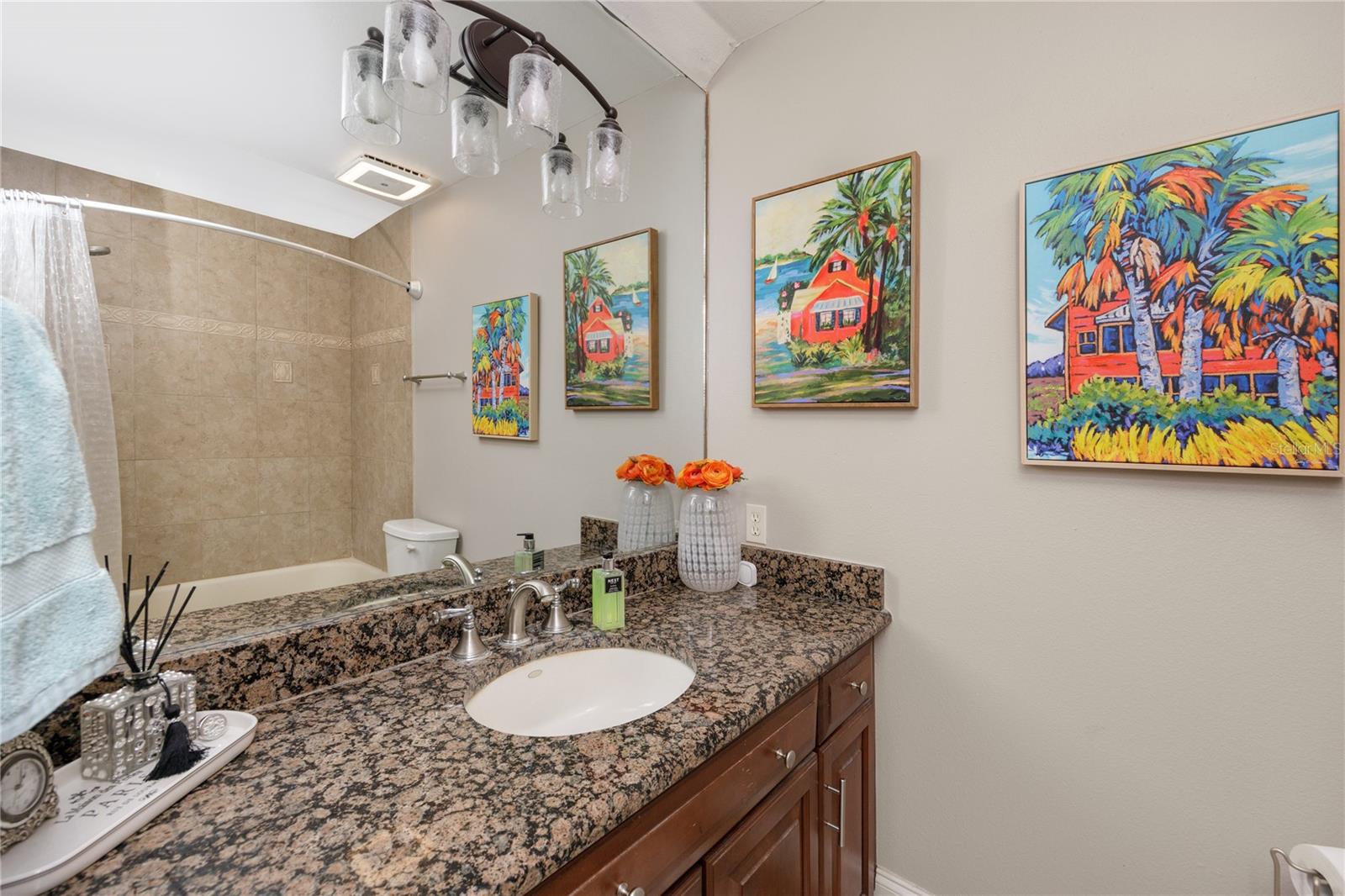 Image 20 of 51 For 2400 Feather Sound Drive 1236