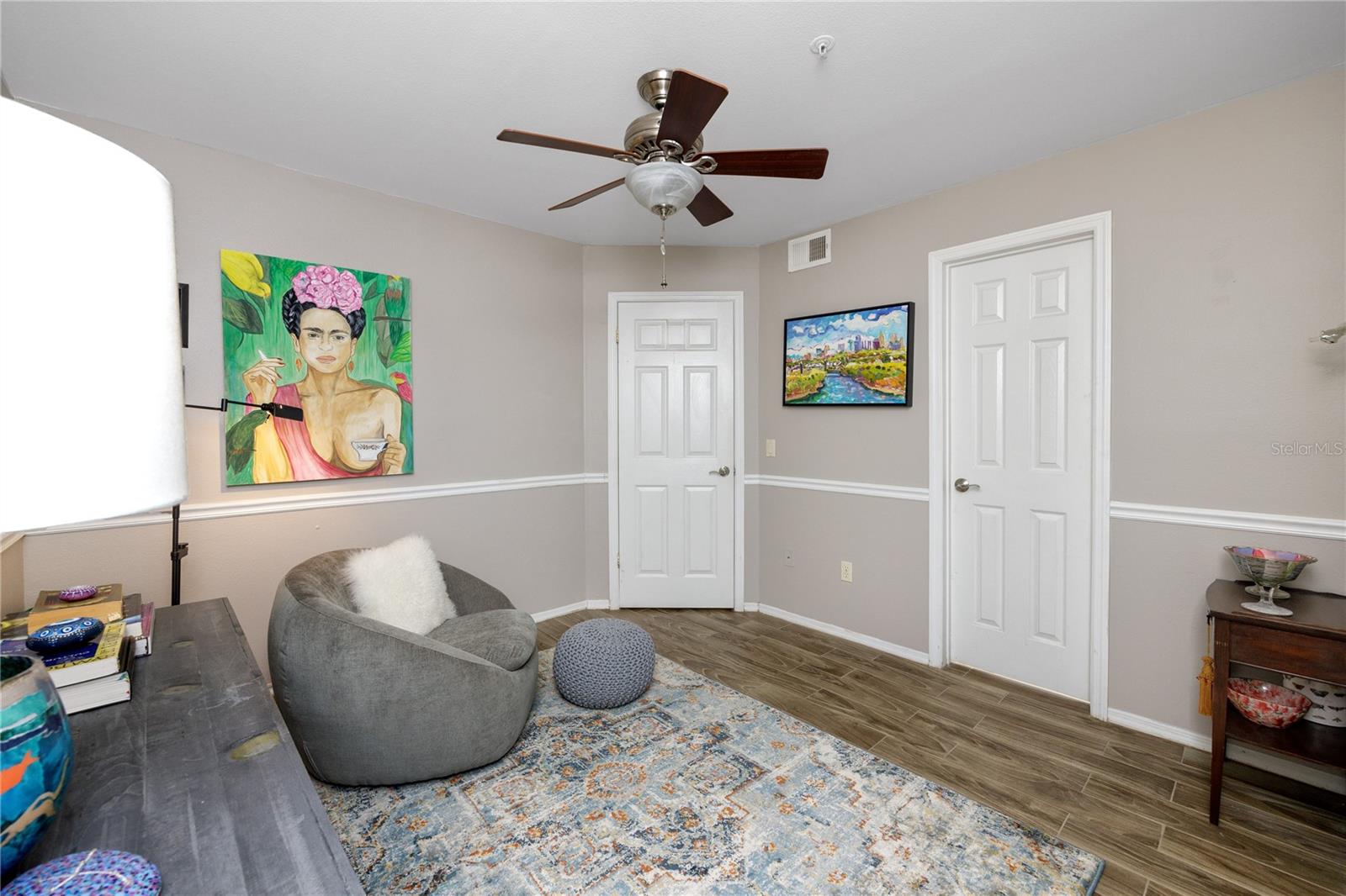 Image 28 of 51 For 2400 Feather Sound Drive 1236