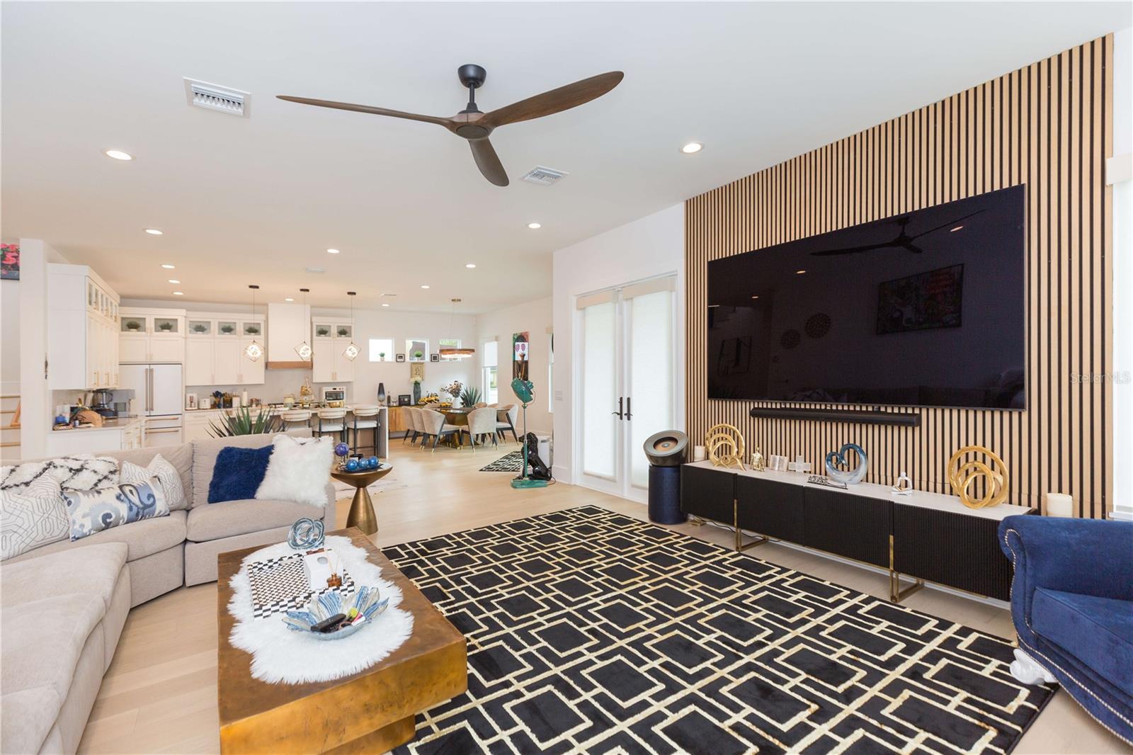 Image 33 of 75 For 1304 Arch Street