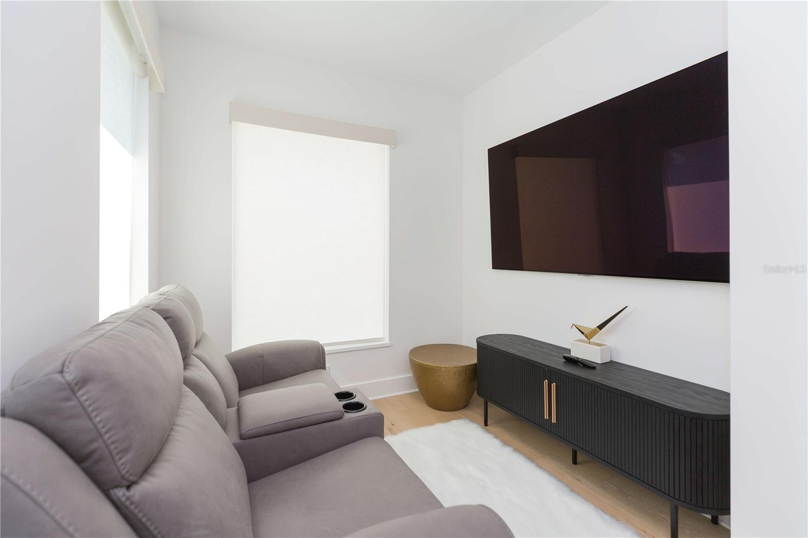 Image 40 of 75 For 1304 Arch Street