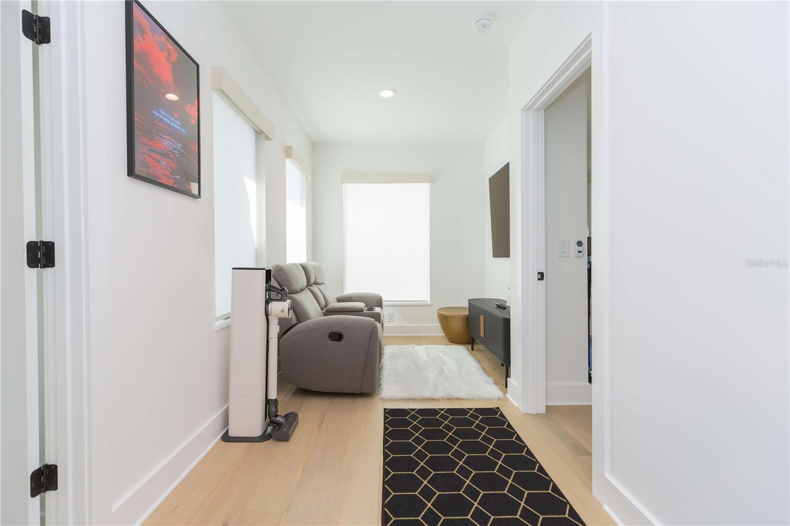 Image 47 of 75 For 1304 Arch Street