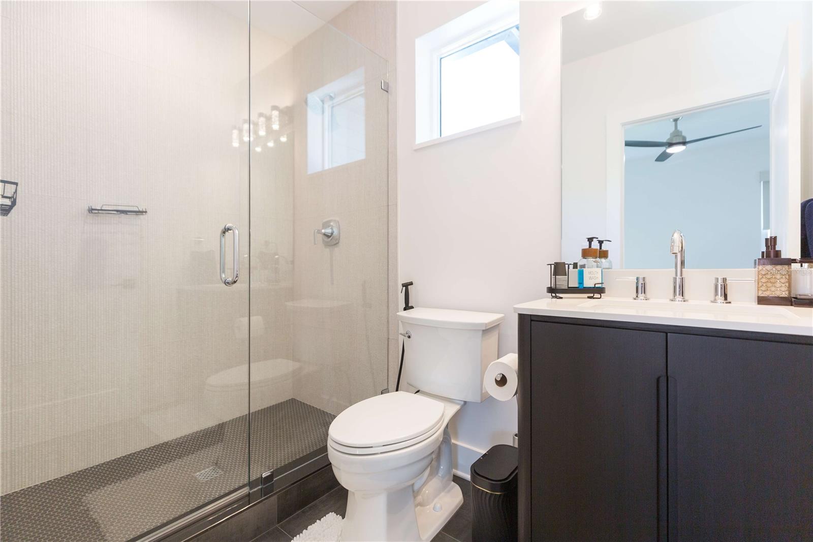 Image 51 of 75 For 1304 Arch Street