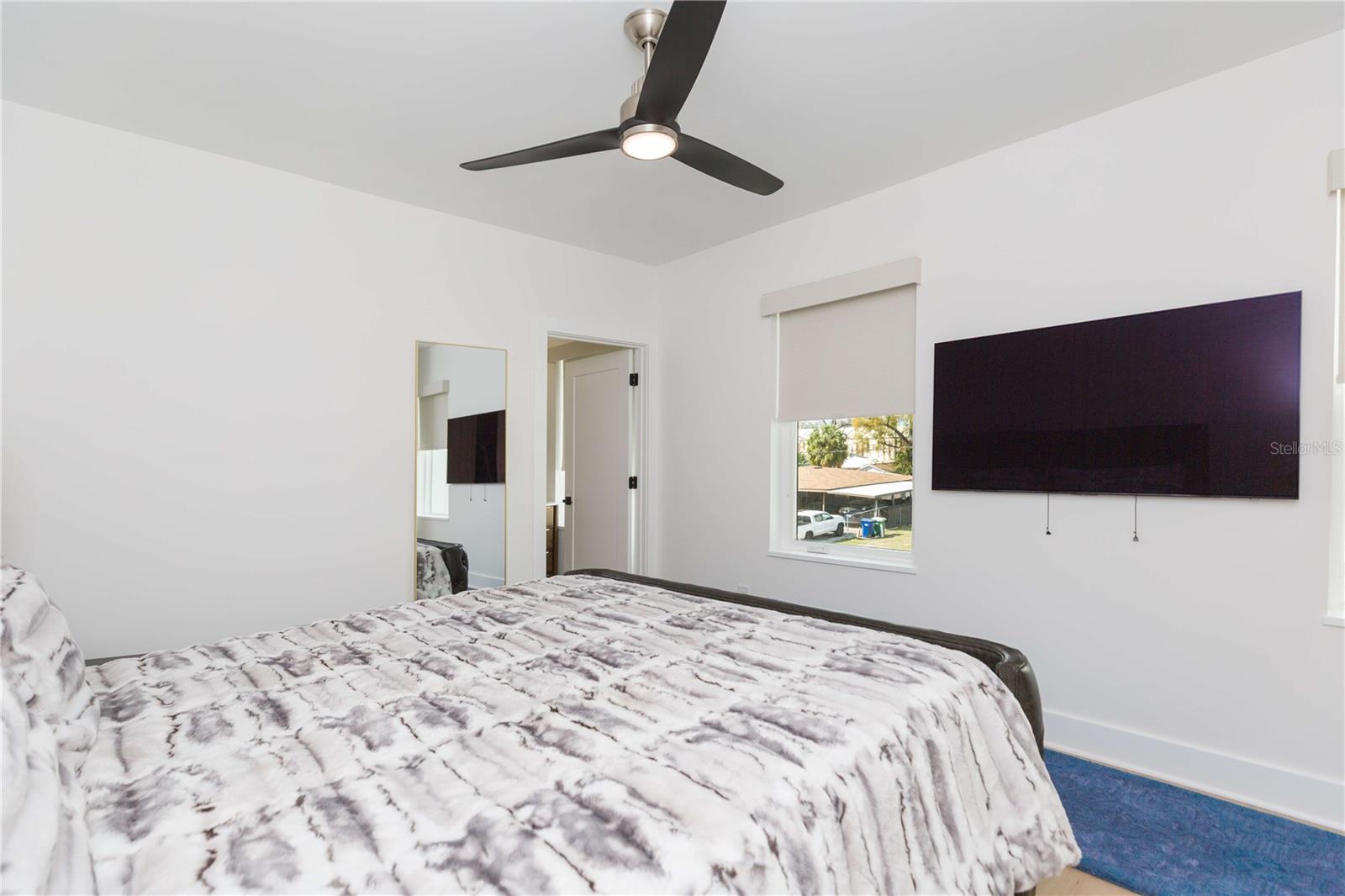 Image 56 of 75 For 1304 Arch Street