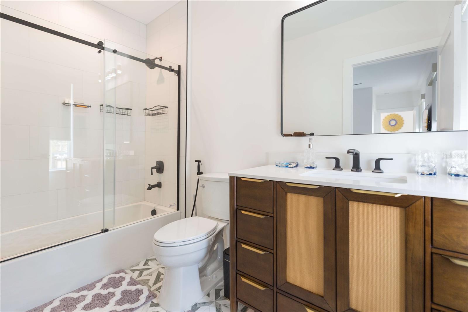 Image 58 of 75 For 1304 Arch Street