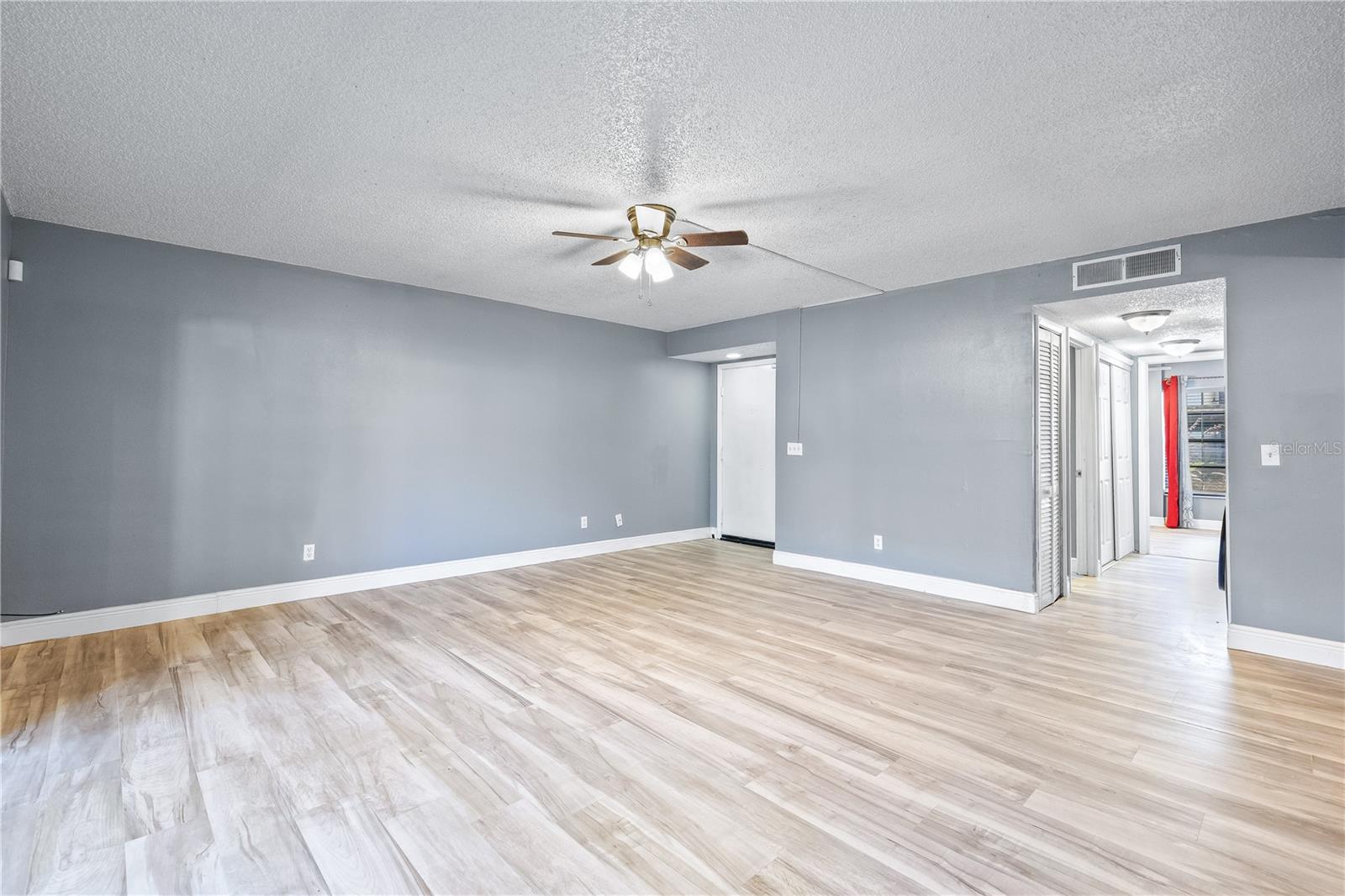 Image 4 of 26 For 5169 Puritan Circle