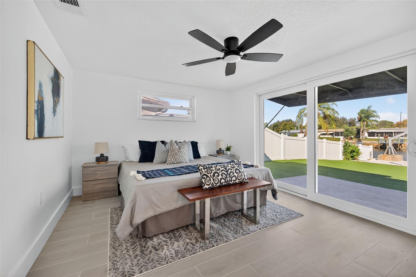 Listing photo id 17 for 12734 2nd Isle