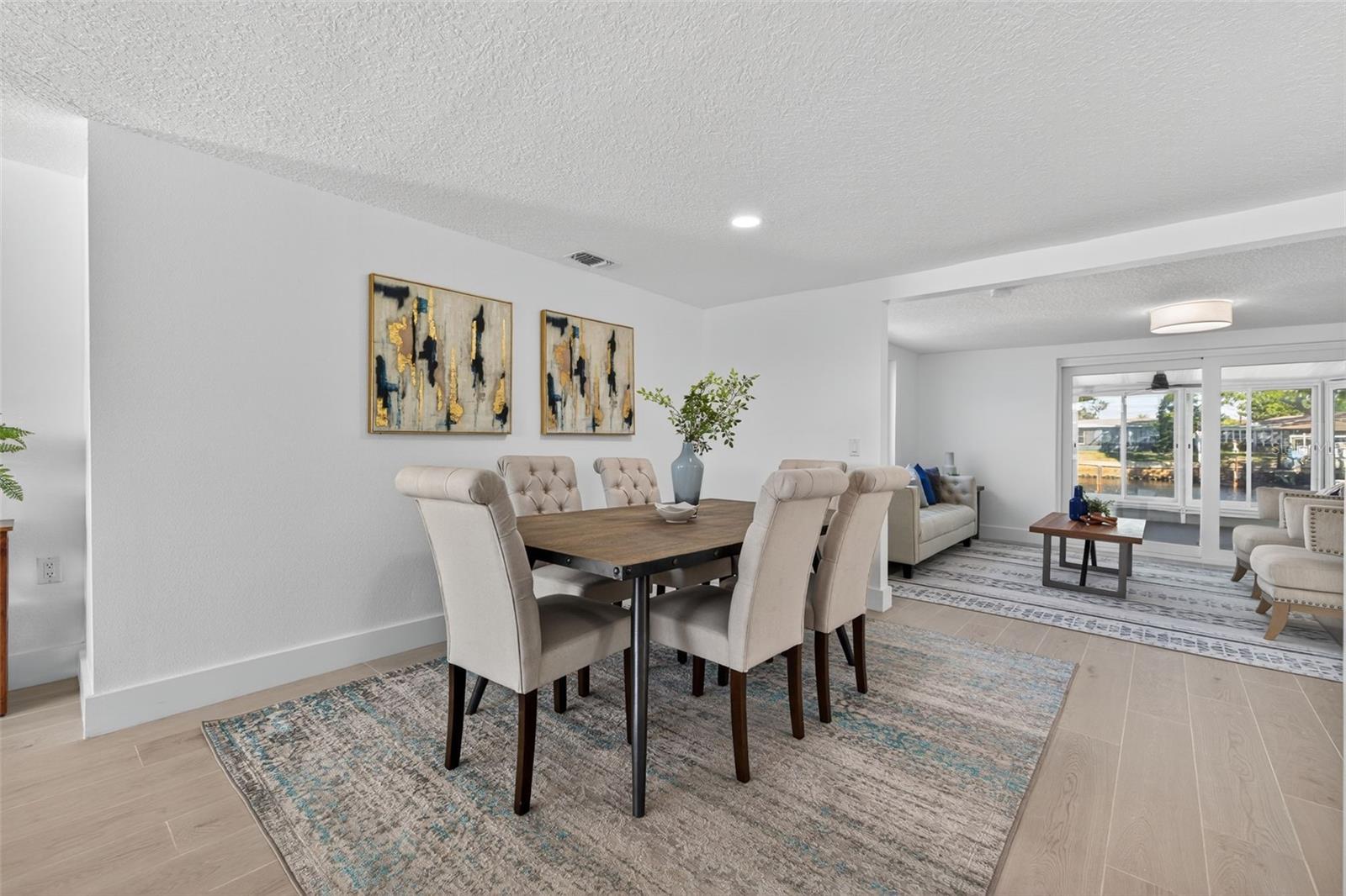 Listing photo id 7 for 12734 2nd Isle