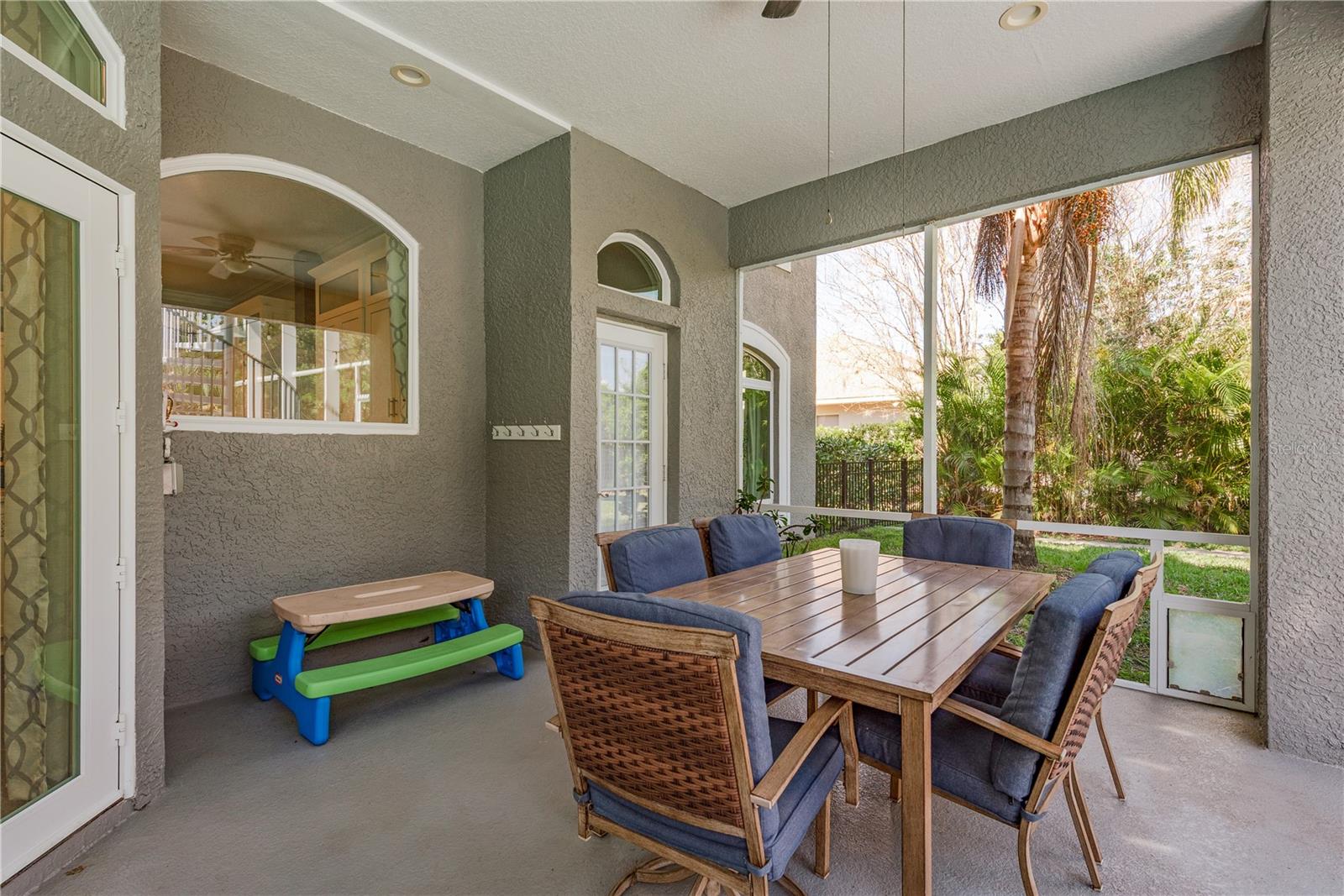 Image 38 of 57 For 4010 Executive Drive