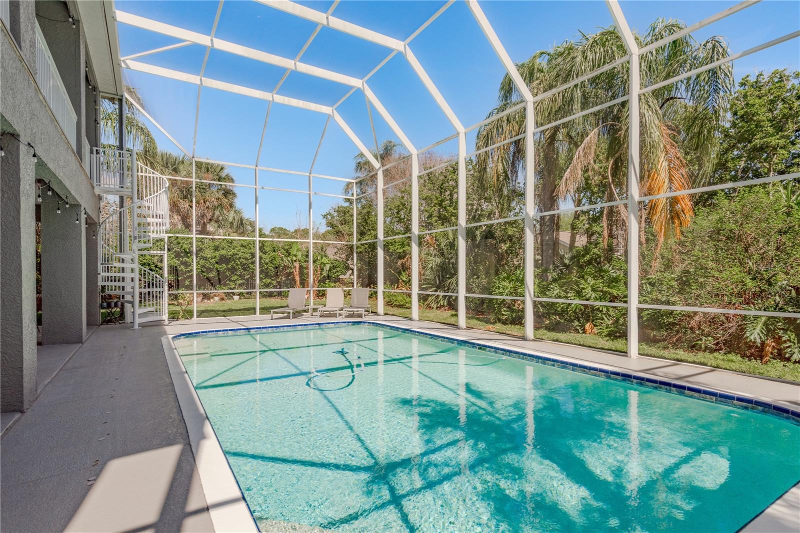 Image 40 of 57 For 4010 Executive Drive