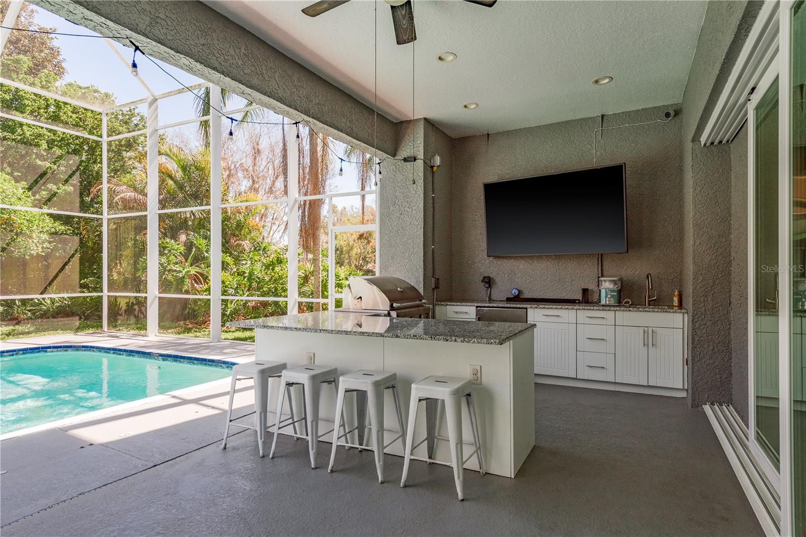 Image 42 of 57 For 4010 Executive Drive