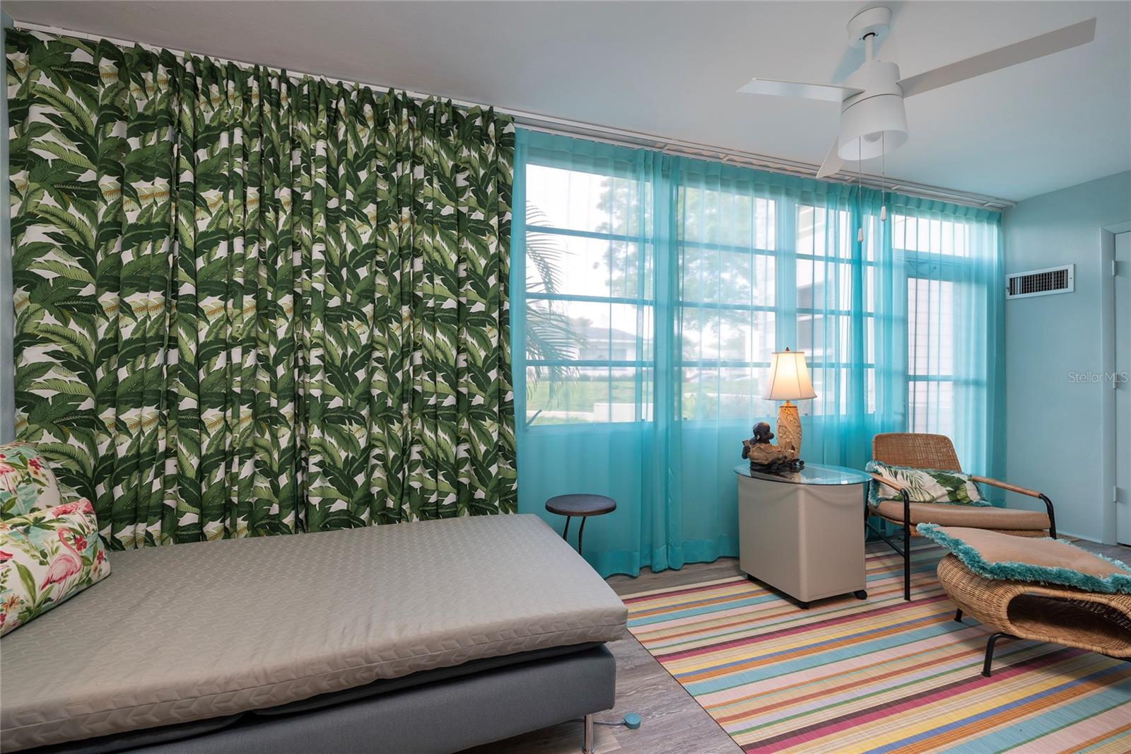 Image 14 of 32 For 200 Glennes Lane 111