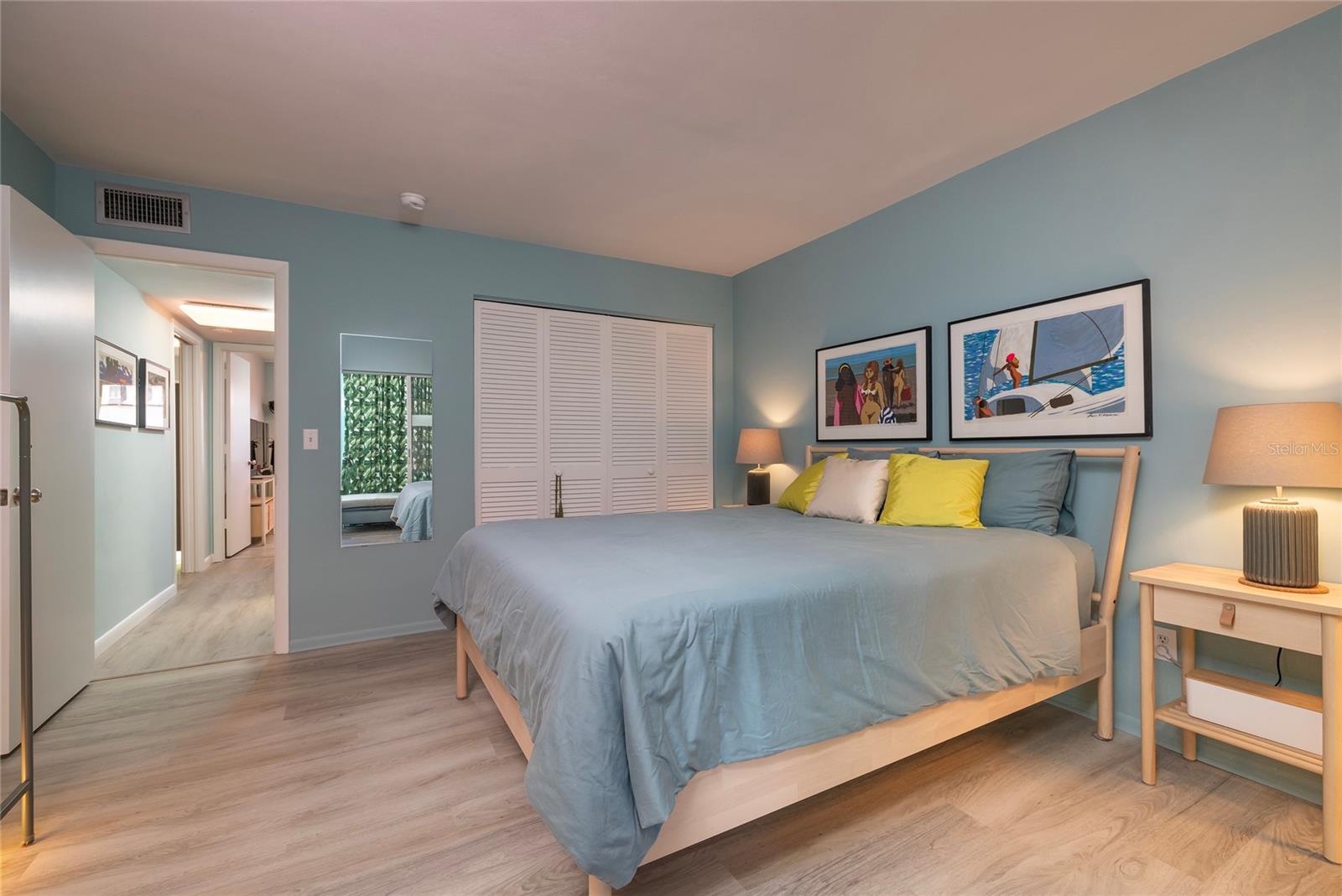 Image 19 of 32 For 200 Glennes Lane 111