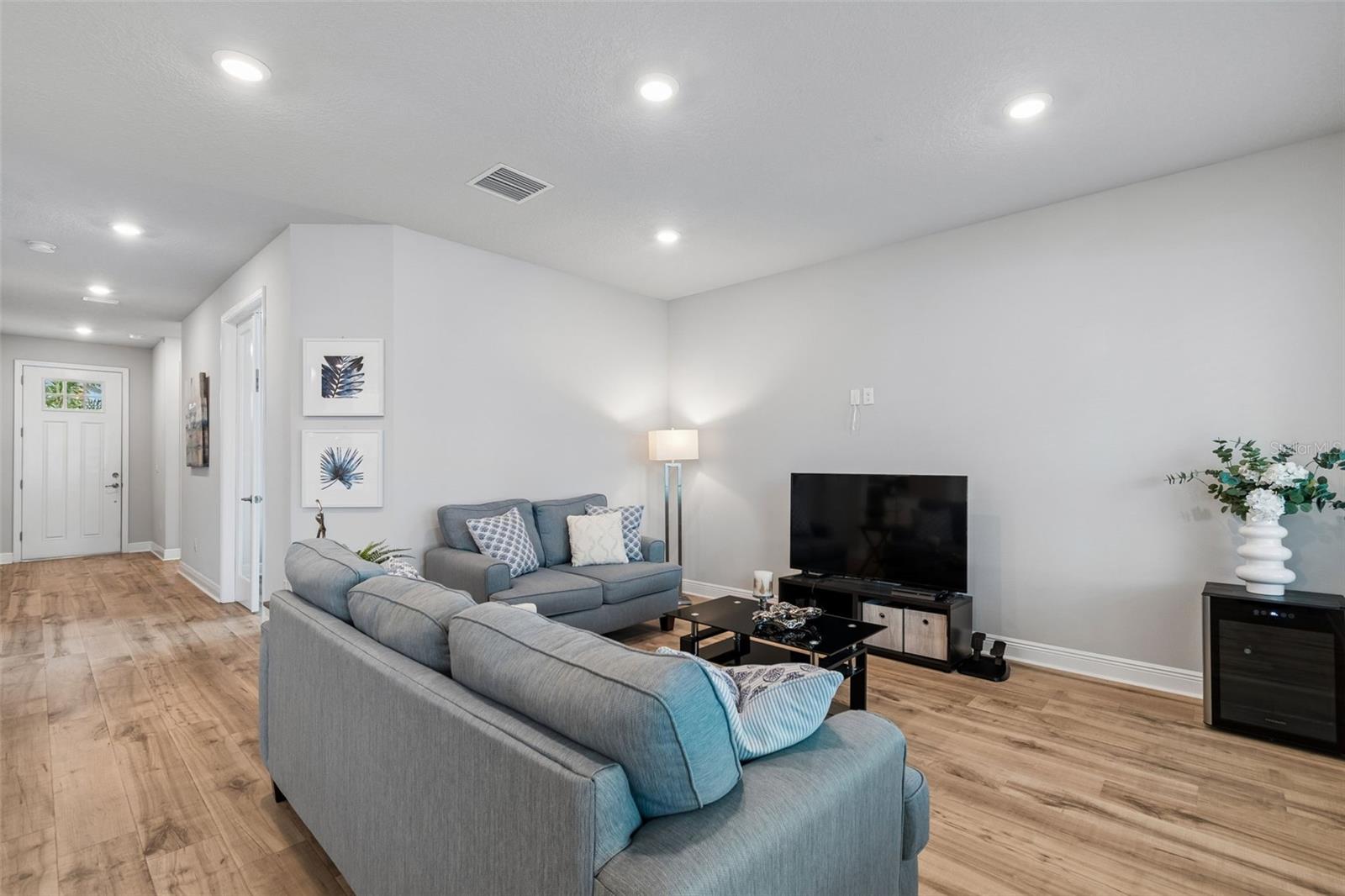 Image 13 of 55 For 3920 Lemon Street