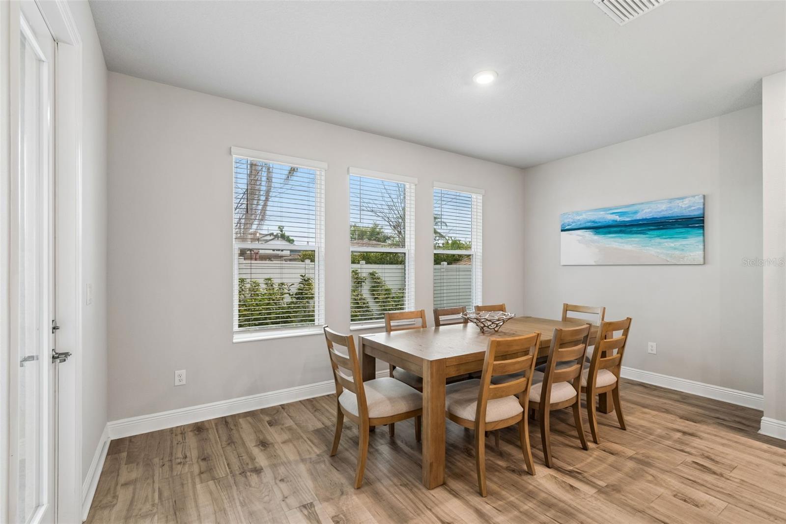 Image 18 of 55 For 3920 Lemon Street