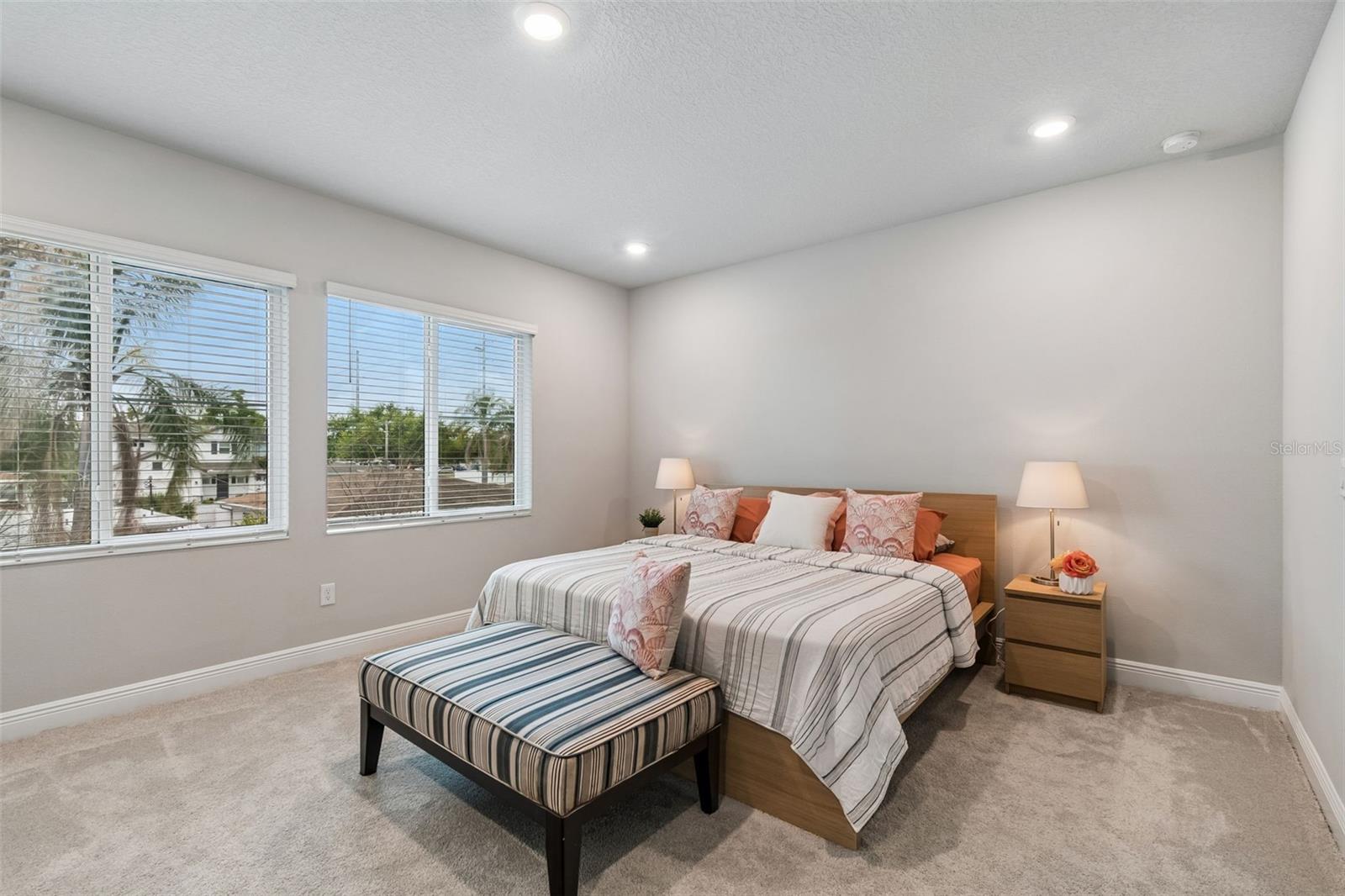 Image 40 of 55 For 3920 Lemon Street