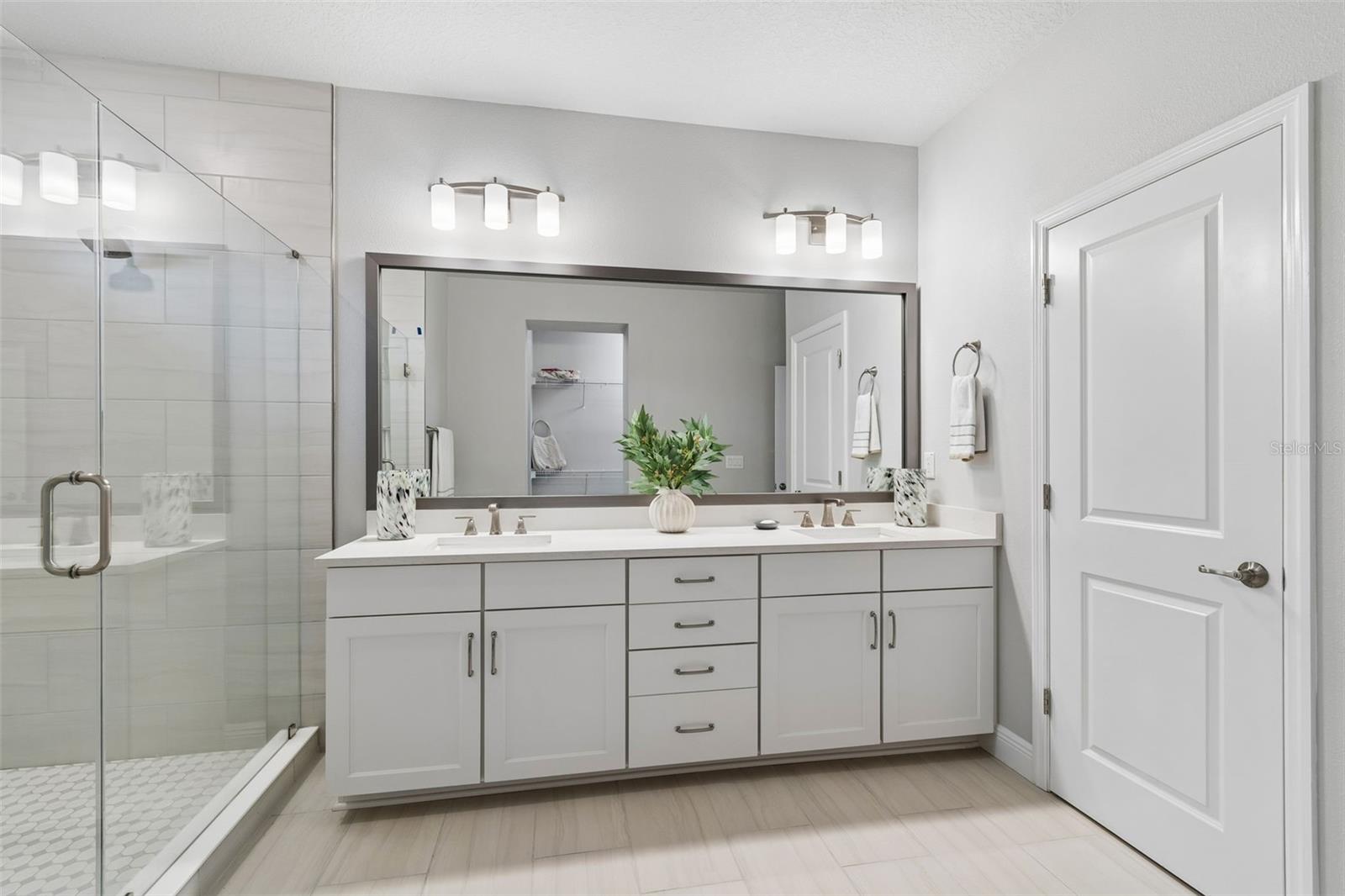 Image 44 of 55 For 3920 Lemon Street