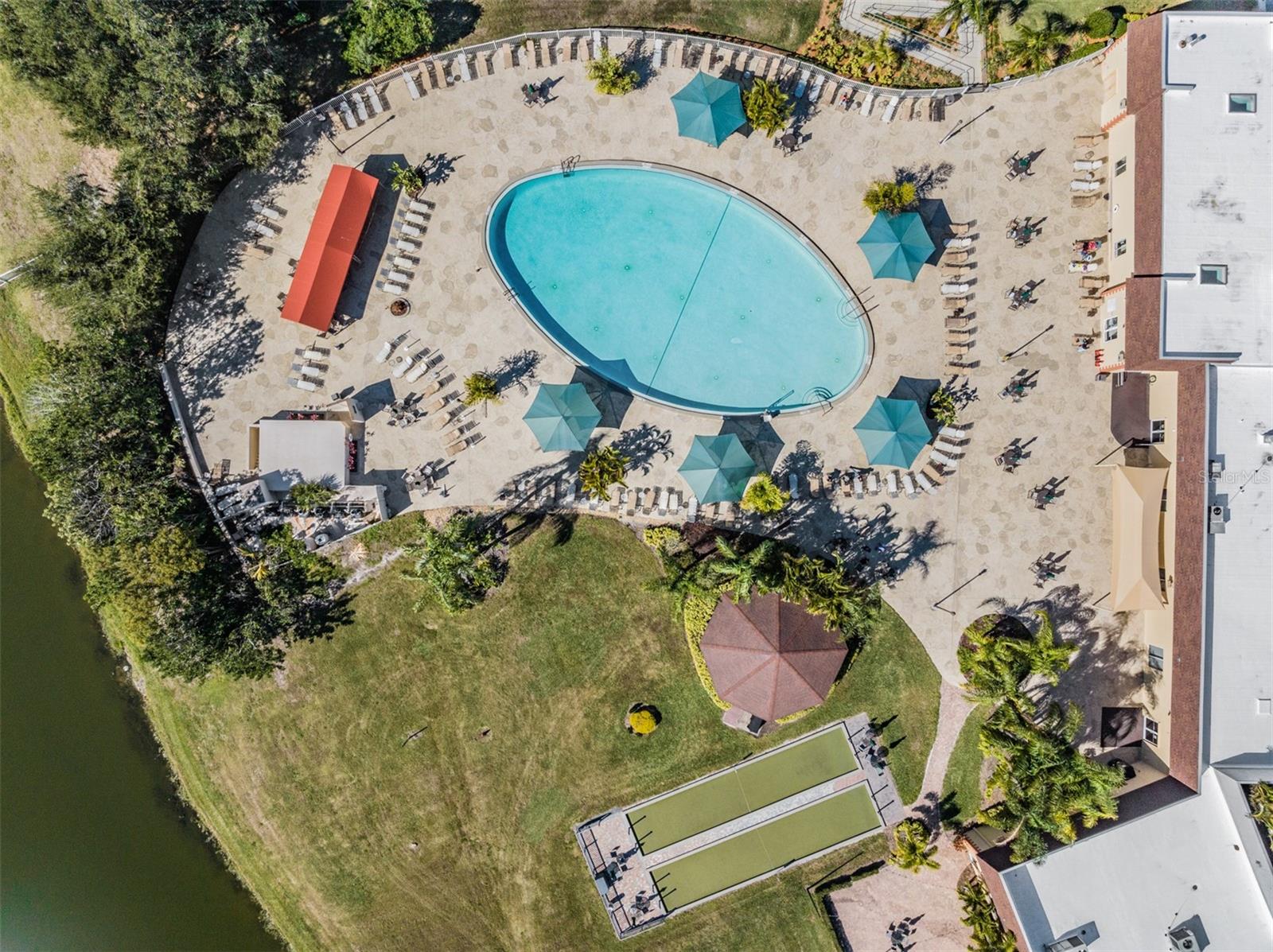 Image 41 of 59 For 920 Villeroy Greens Drive