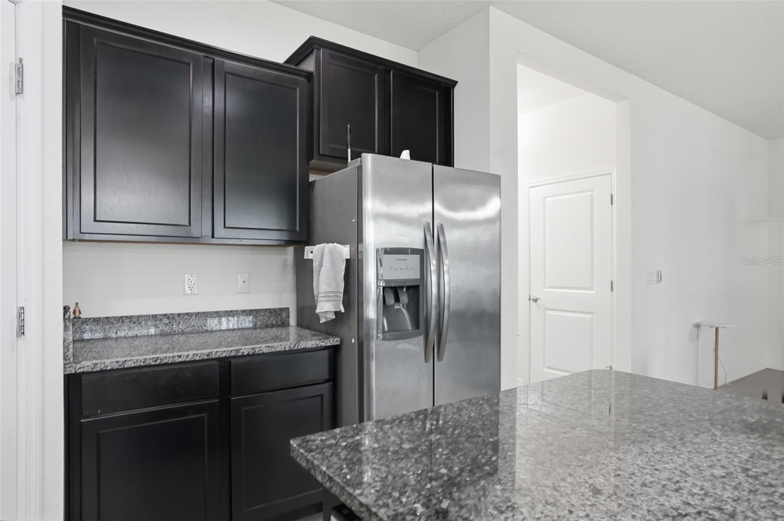 Image 8 of 36 For 13635 Hunting Creek Place