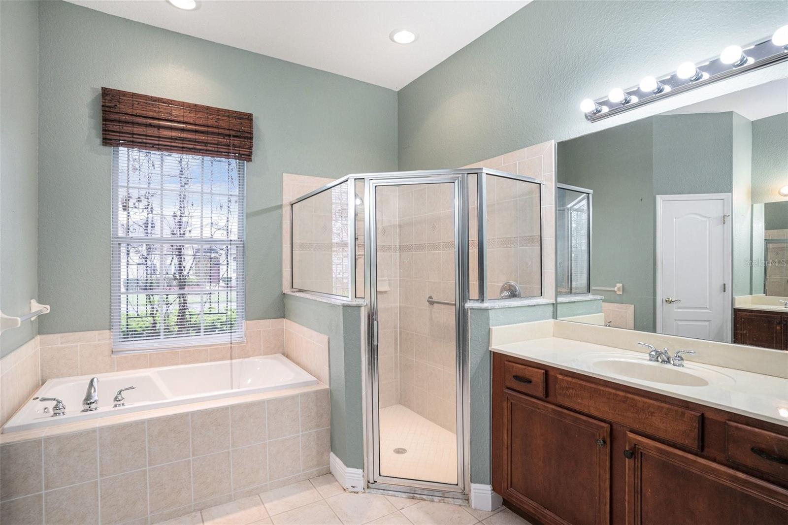 Image 9 of 28 For 9916 Cleghorn Drive