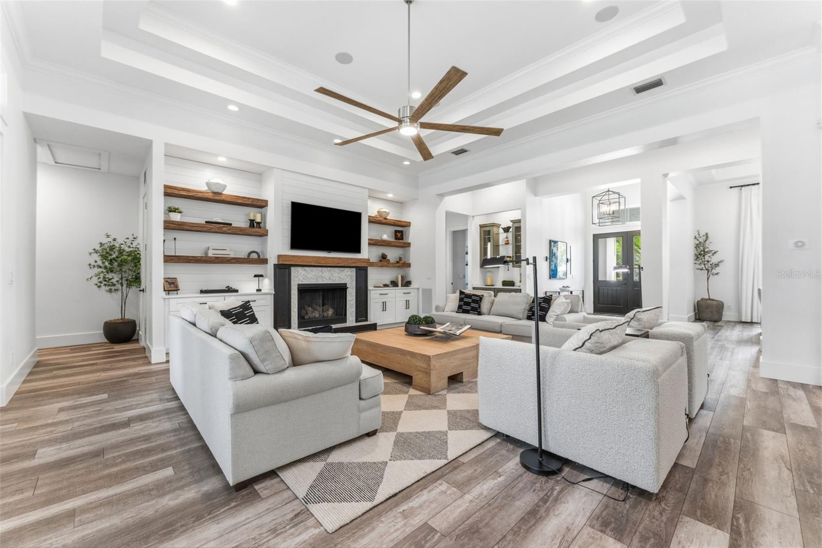 Image 15 of 75 For 17506 Brown Road