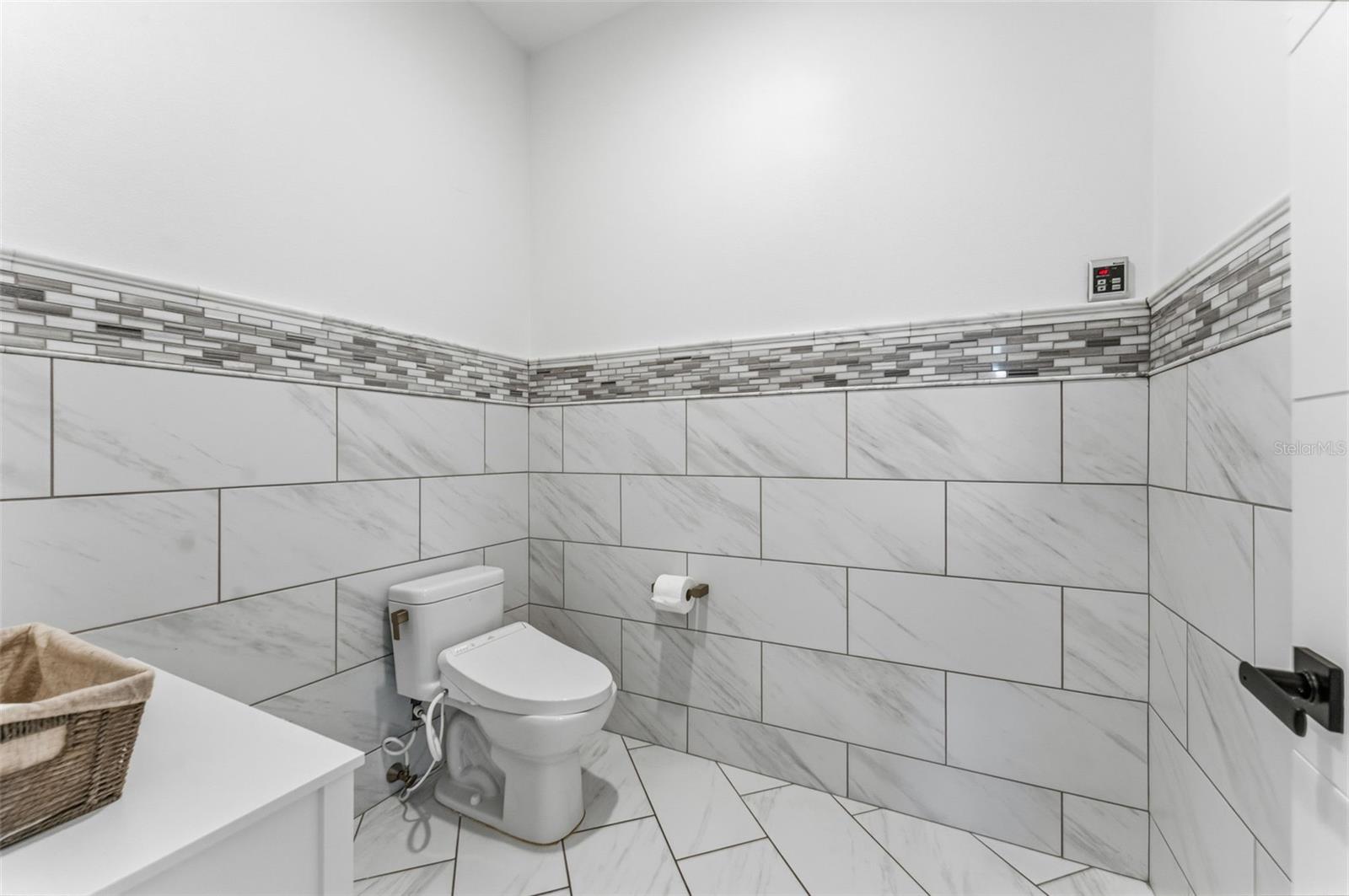 Image 31 of 75 For 17506 Brown Road