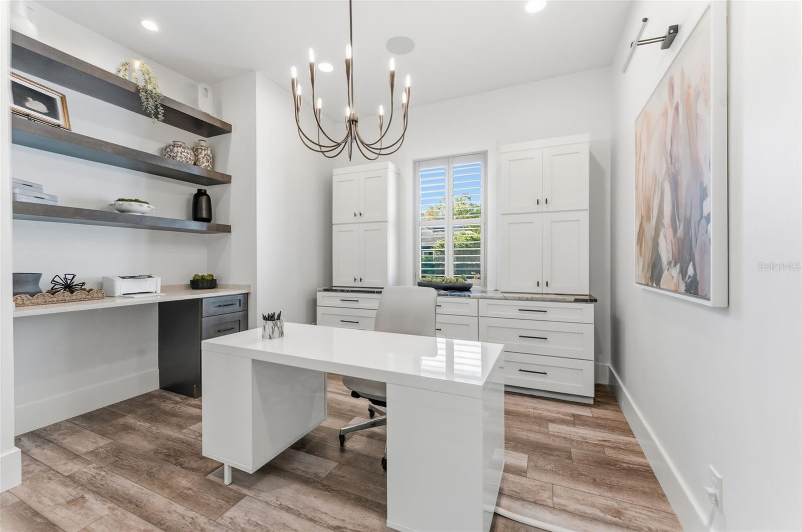 Image 34 of 75 For 17506 Brown Road