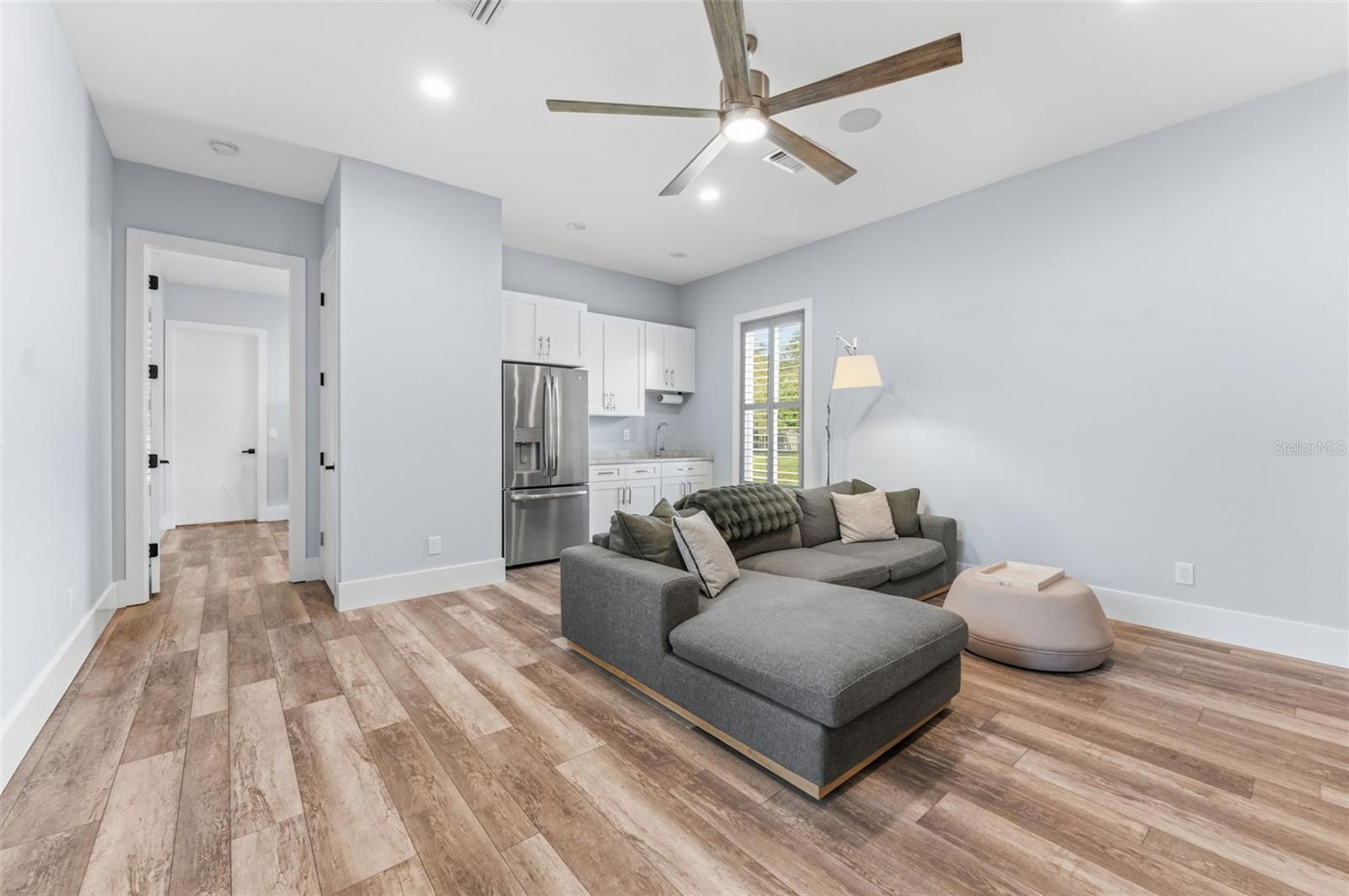 Image 37 of 75 For 17506 Brown Road