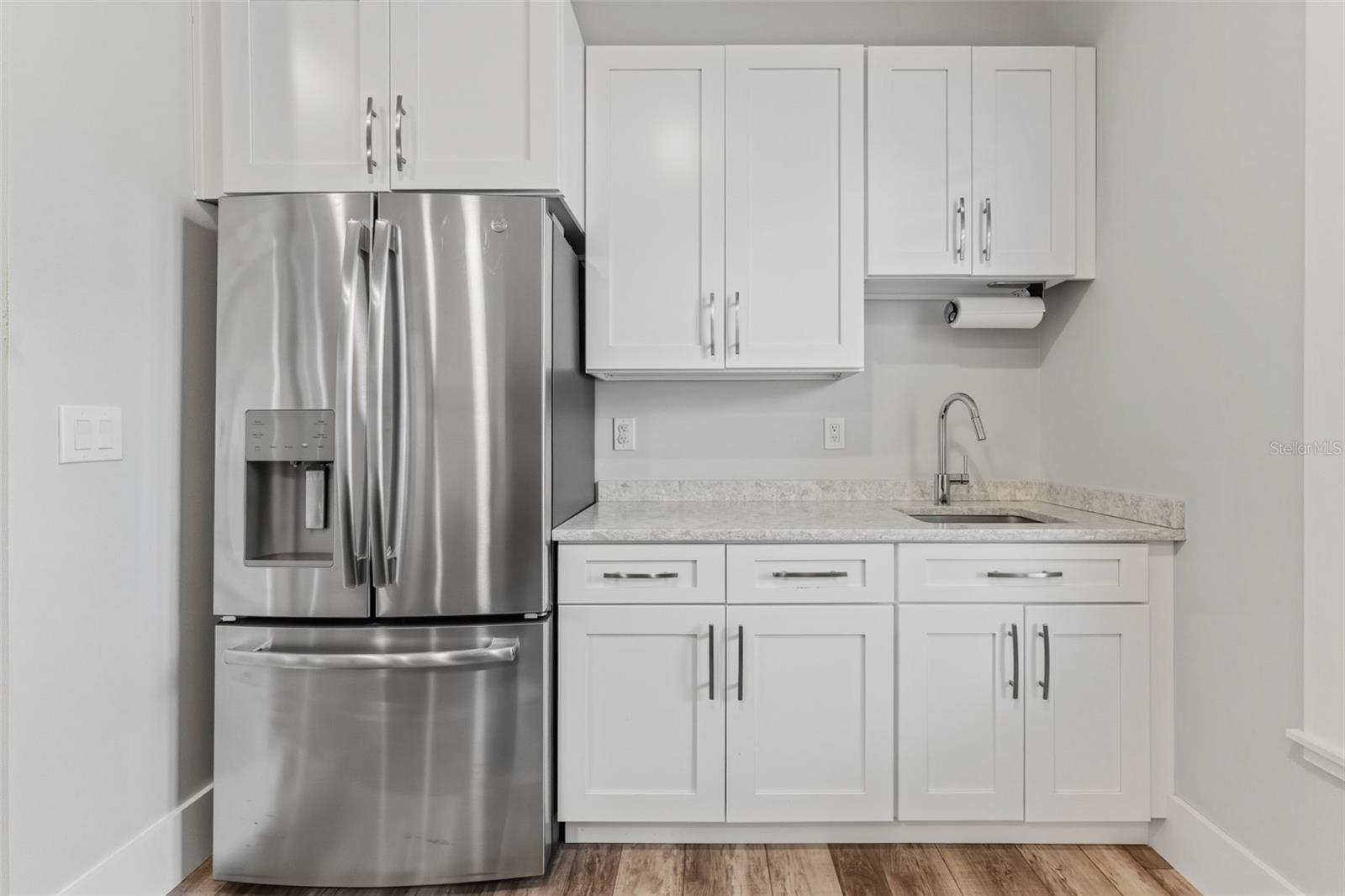 Image 39 of 75 For 17506 Brown Road