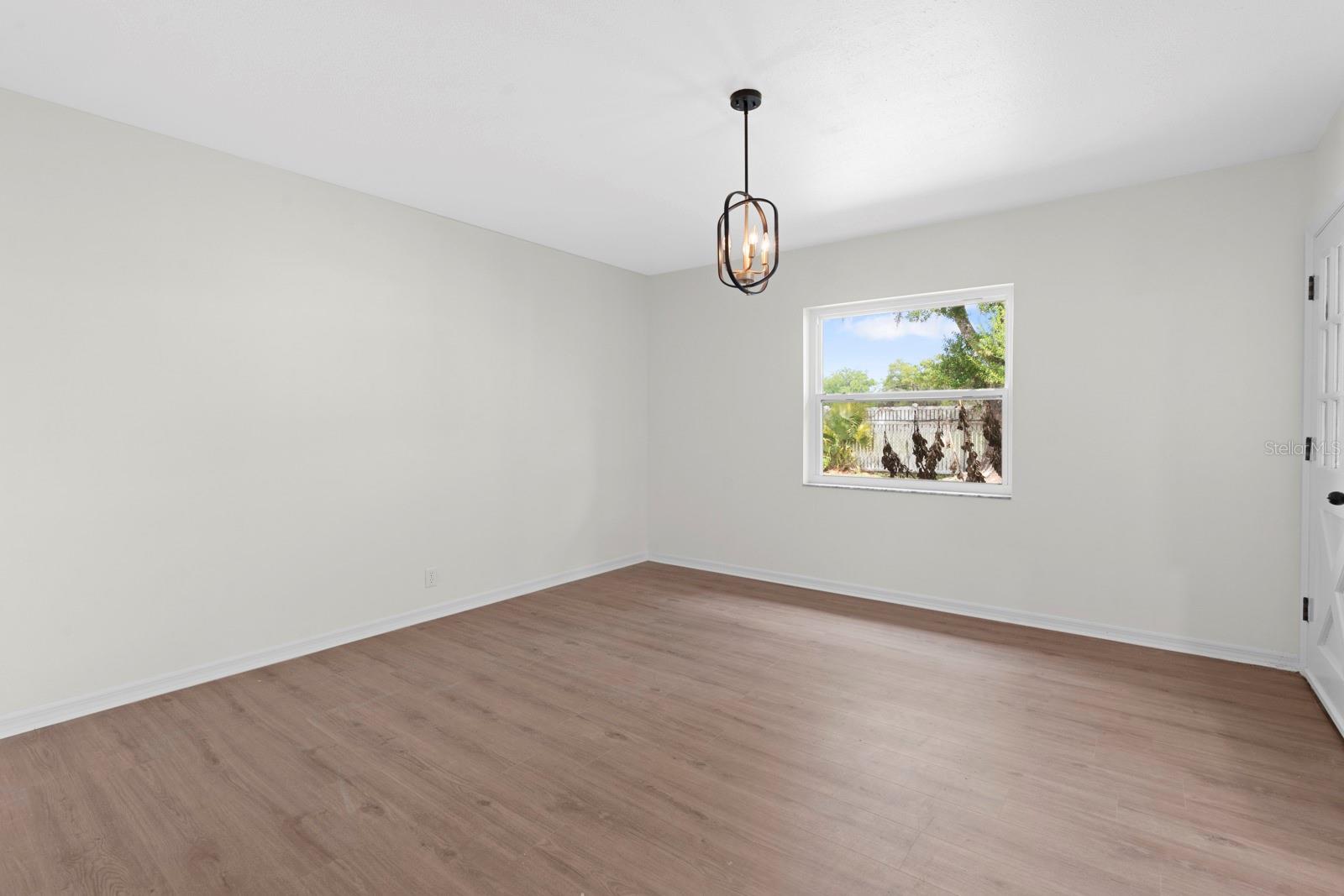 Image 11 of 44 For 804 Cason Street