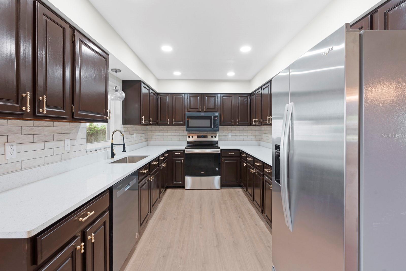 Image 13 of 44 For 804 Cason Street